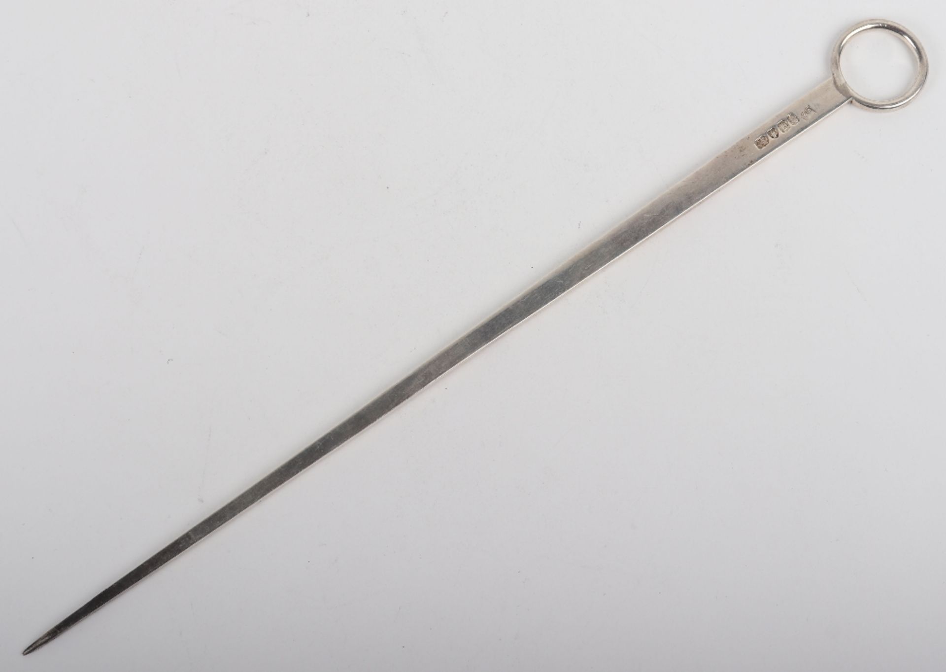 A Georgian silver meat skewer, London 1797 - Image 3 of 4