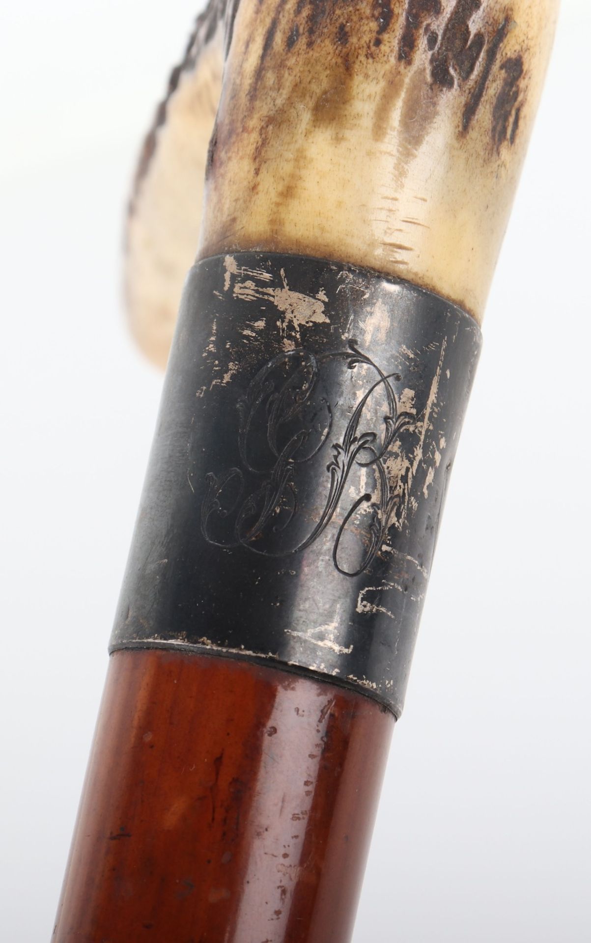 An Edwardian walking stick with spirit level (lacking liquid) and scaled ruler, with horn handle - Bild 13 aus 14