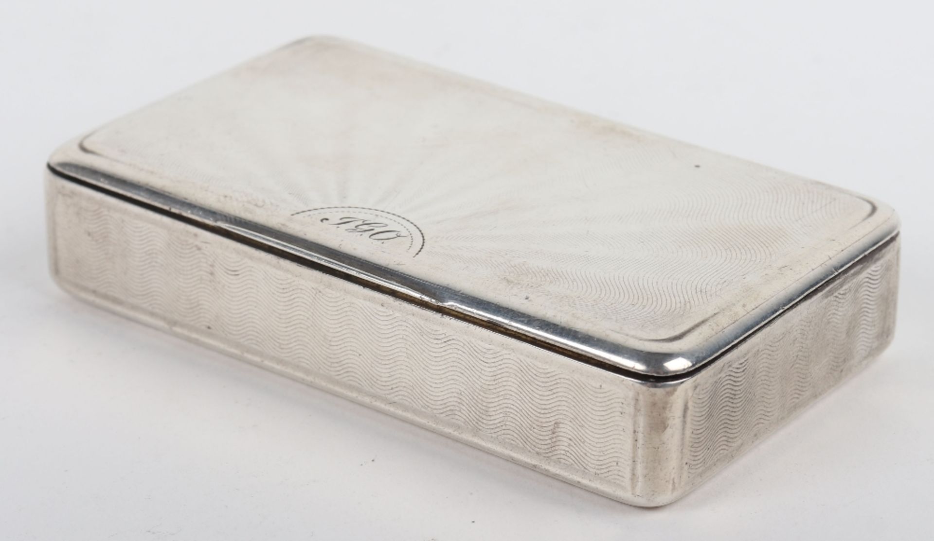 A silver snuff box, unmarked - Image 4 of 6