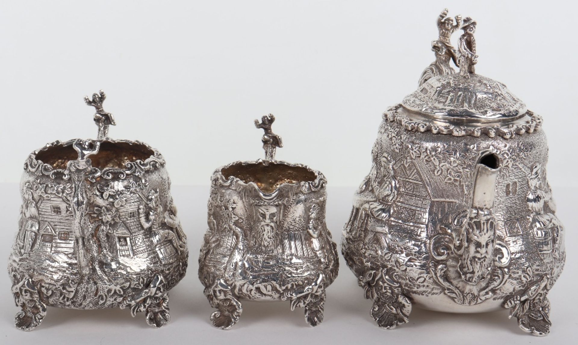 A Victorian three piece tea set, Charles Stuart Harris & Martin Goldstein, London 1885/1886, - Image 7 of 8