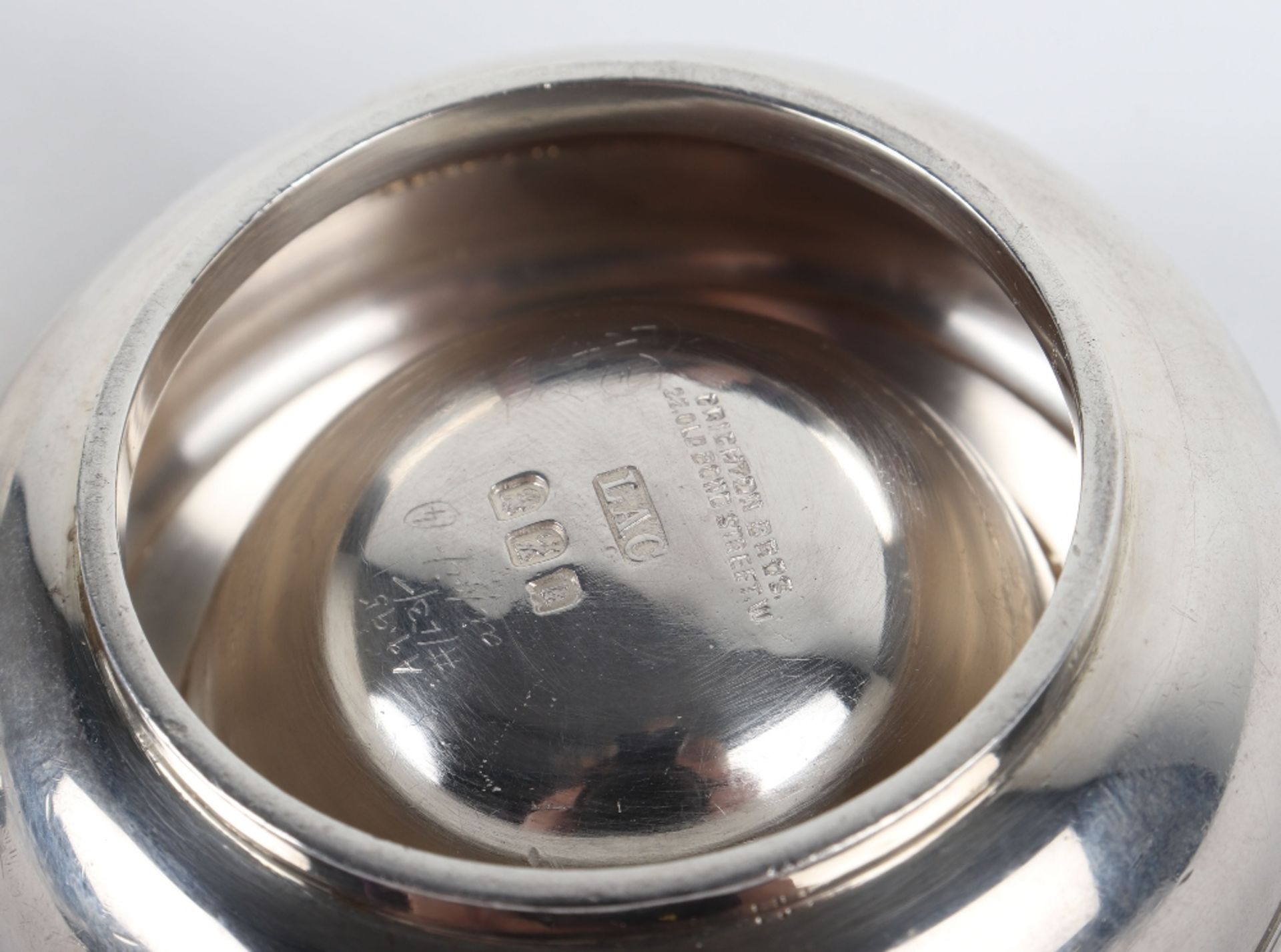 A pair of Britannia standard silver salts, Crichton Brothers, 1925 - Image 5 of 6