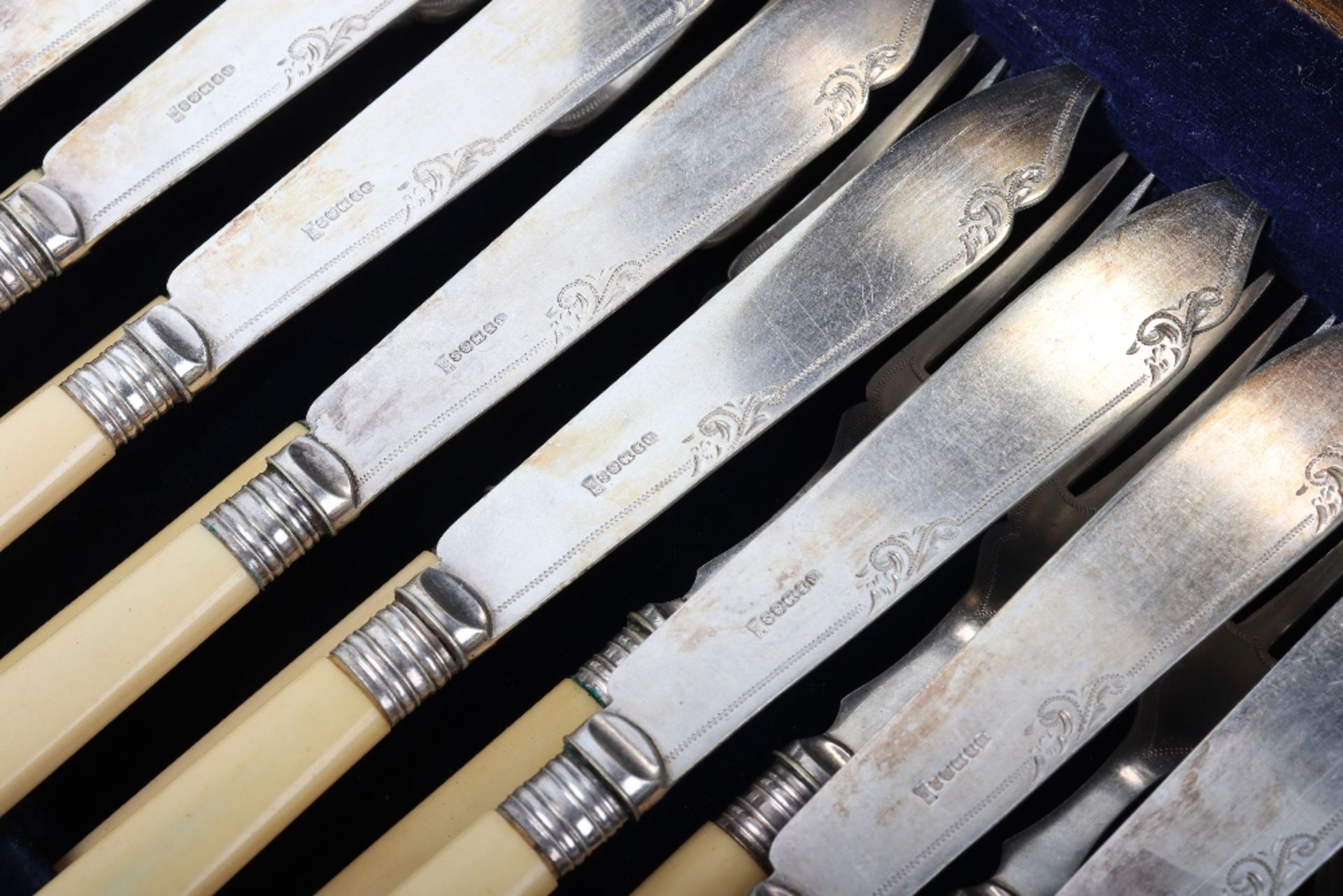 An early 20th century silver plate and bone handle fish knife and fork set for twelve - Image 4 of 9