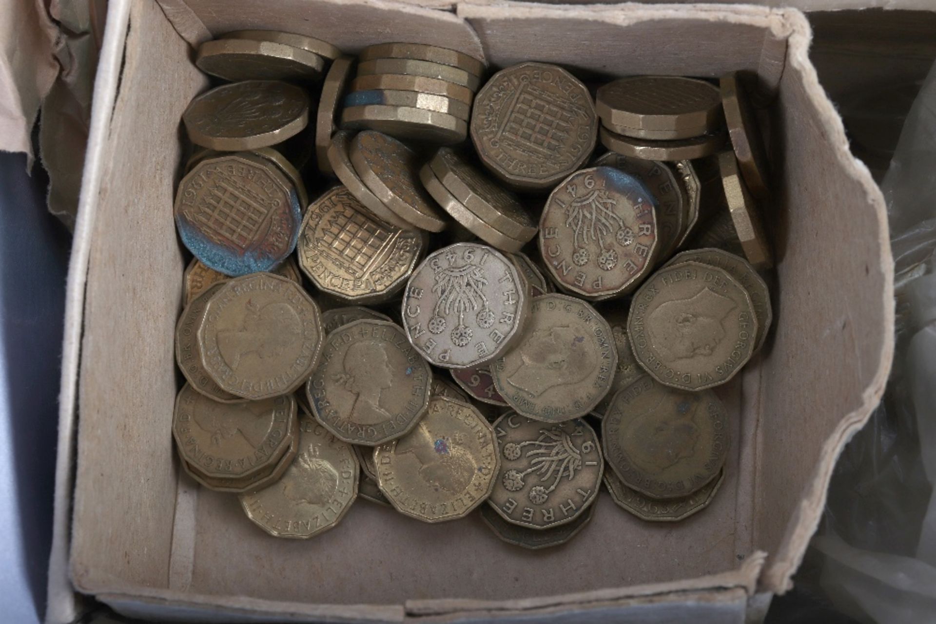 A briefcase of GB and world coinage - Bild 6 aus 7