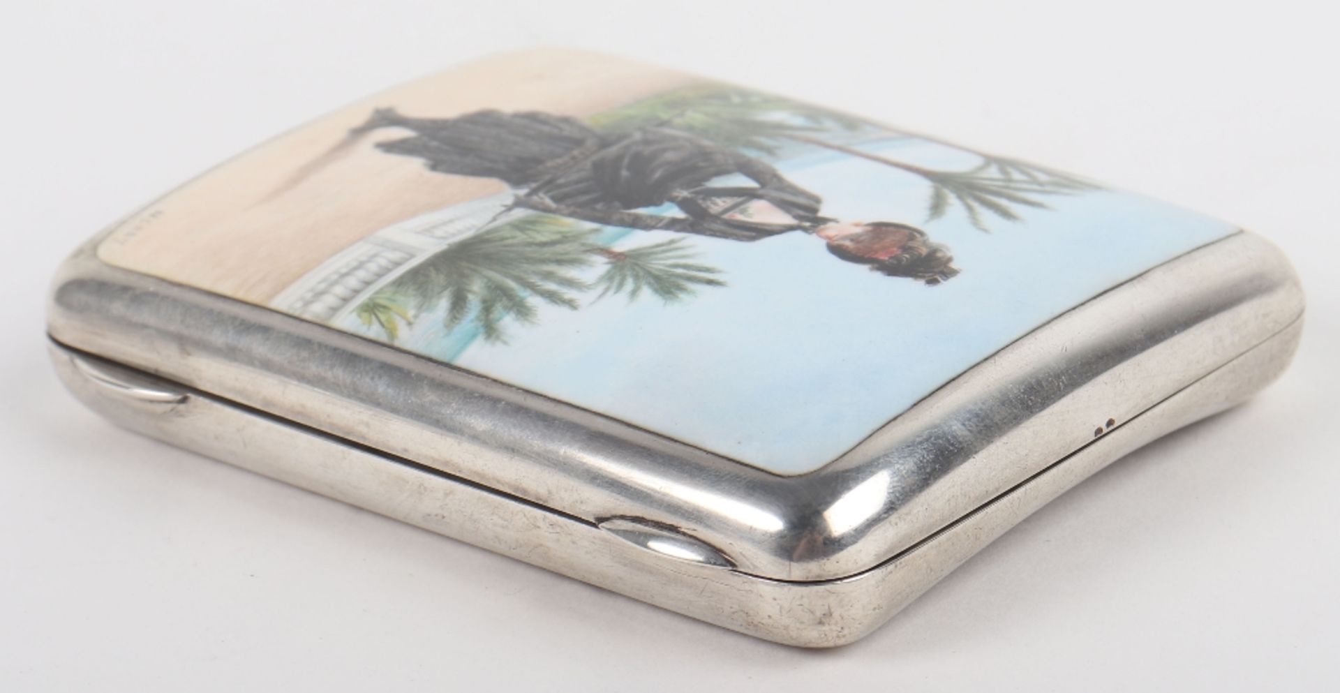 A Continental silver and enamel cigarette case - Image 4 of 6