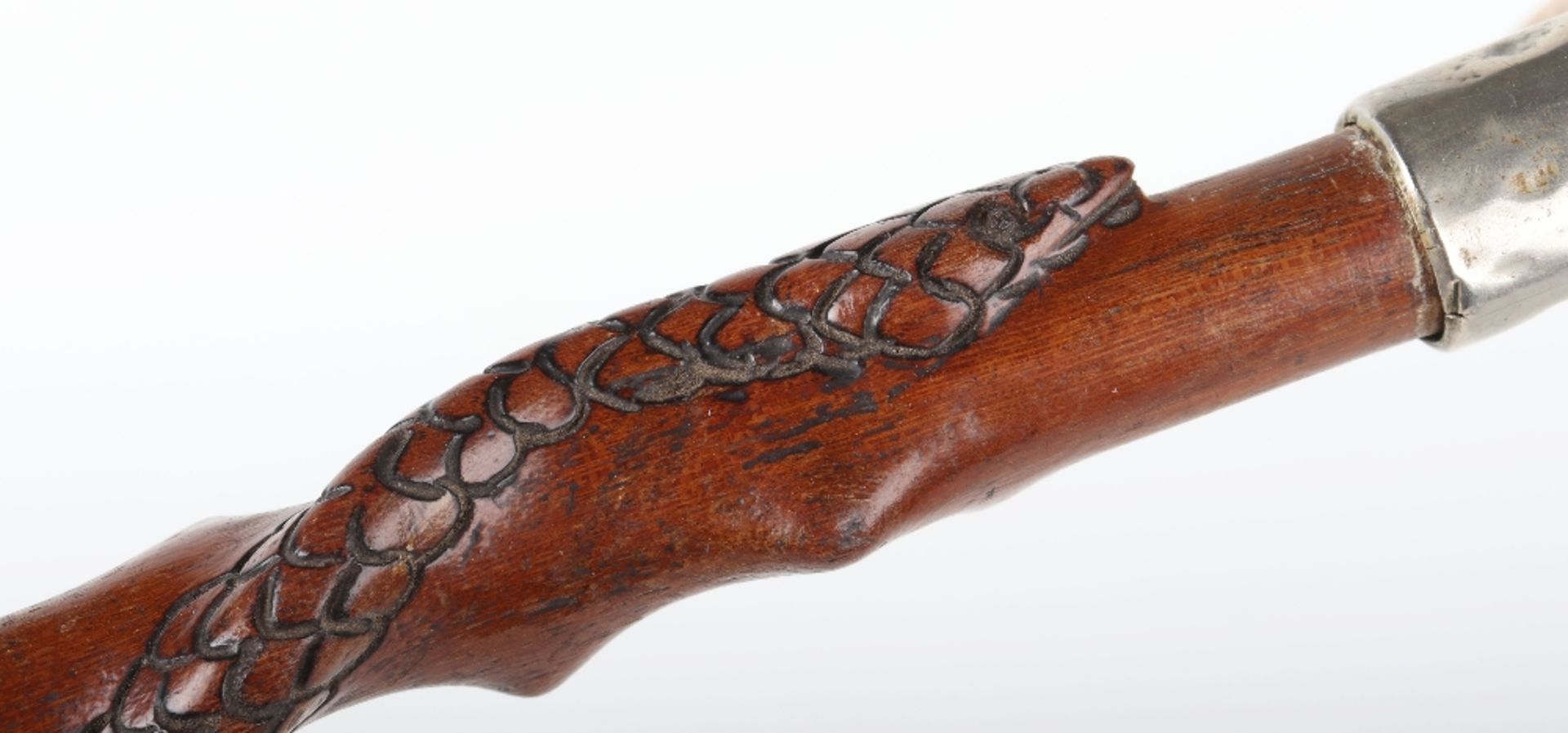 A 19th century silver (unmarked) colonial walking cane, decorated extensively with birds and palms - Bild 7 aus 21