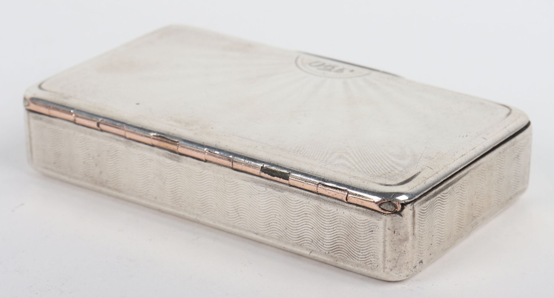 A silver snuff box, unmarked - Image 5 of 6