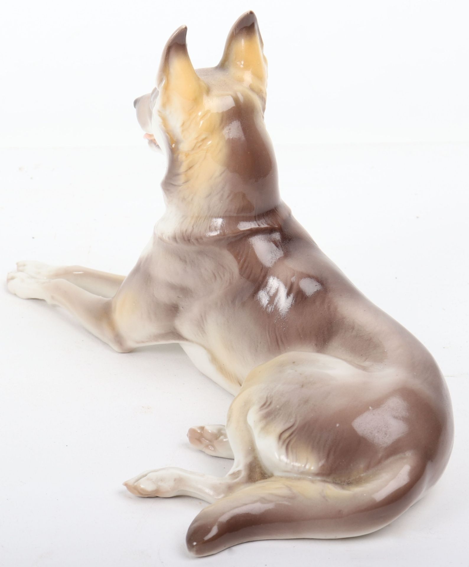 A 1930’s Allach style porcelain dog, by Karner - Image 4 of 8