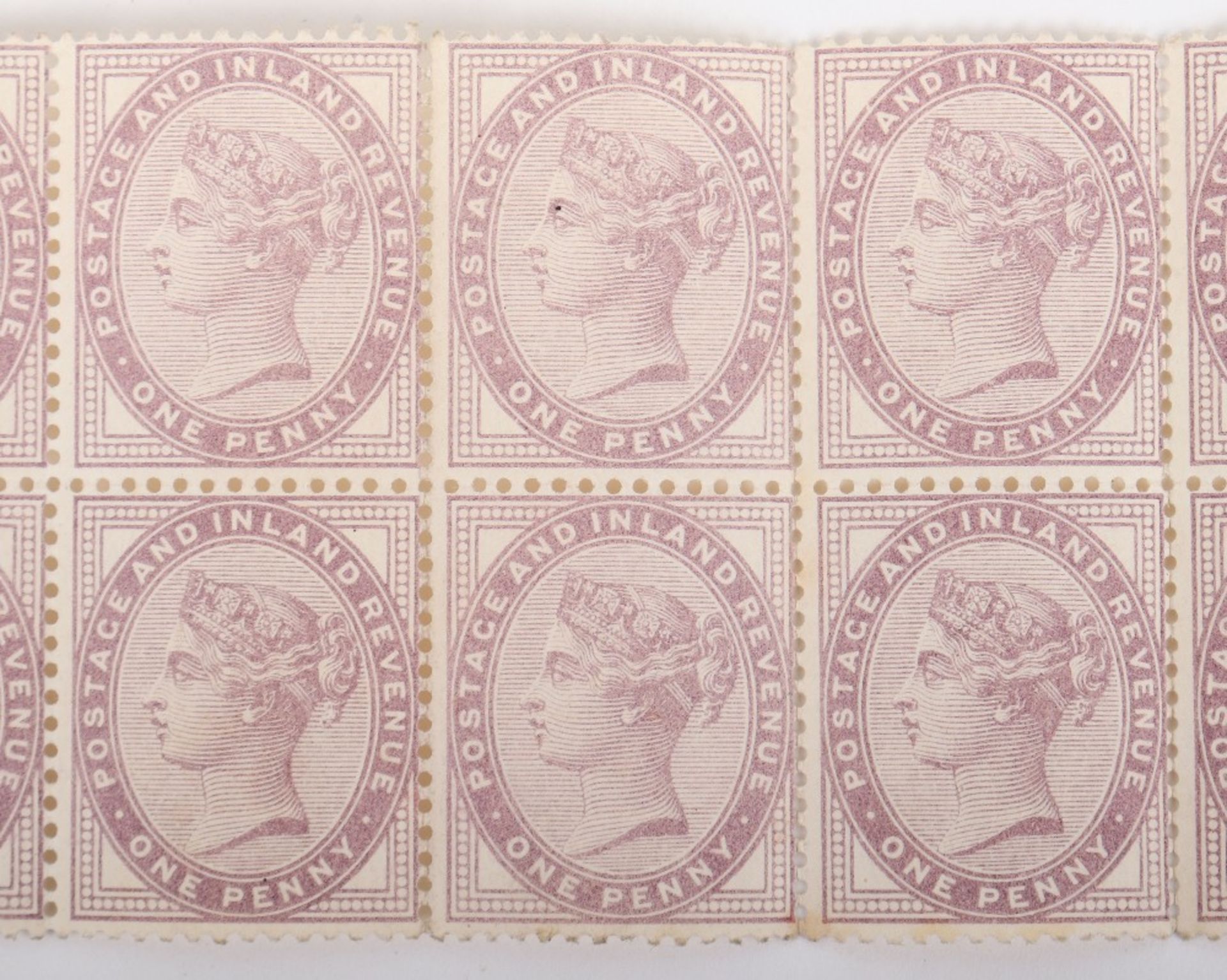 A marginal block of ten Victoria One Penny 1d Postage and Inland Revenue stamps from the right of th - Bild 2 aus 3