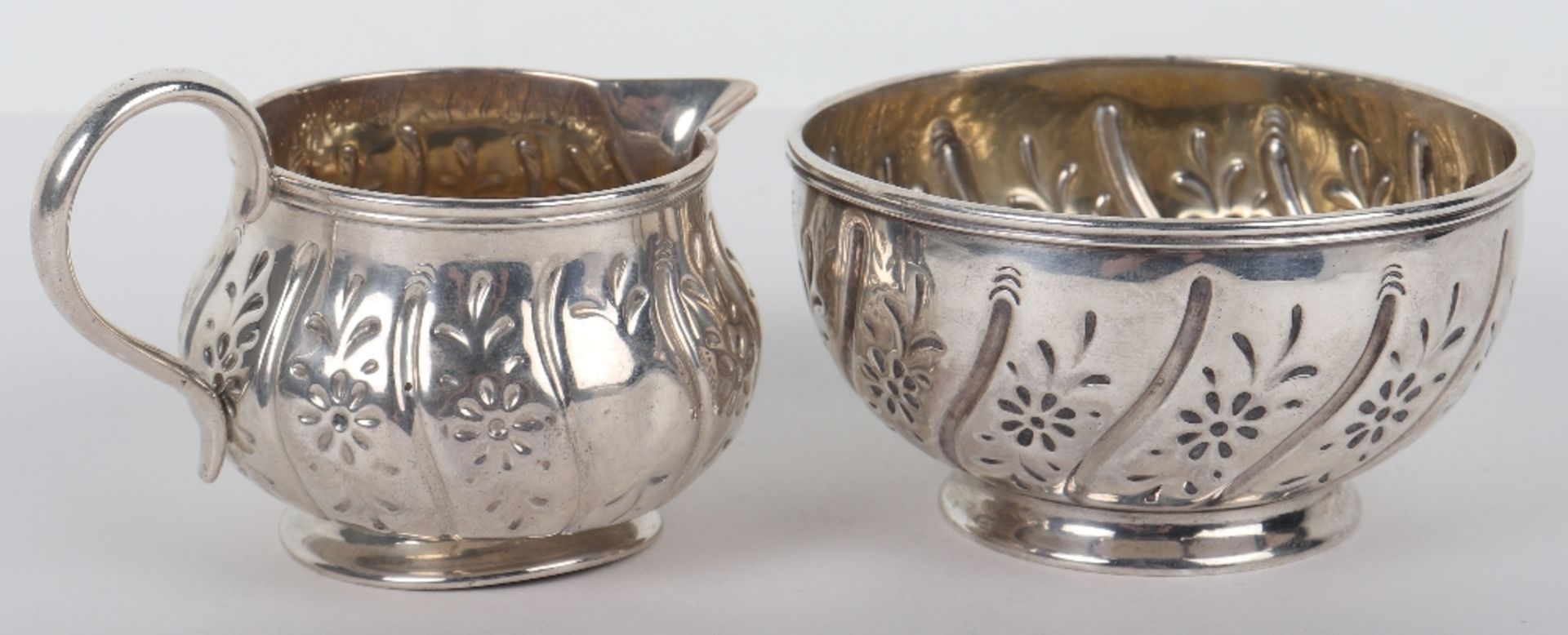 A Victorian silver sugar and cream, Richard Sibley, London 1871 - Image 2 of 5