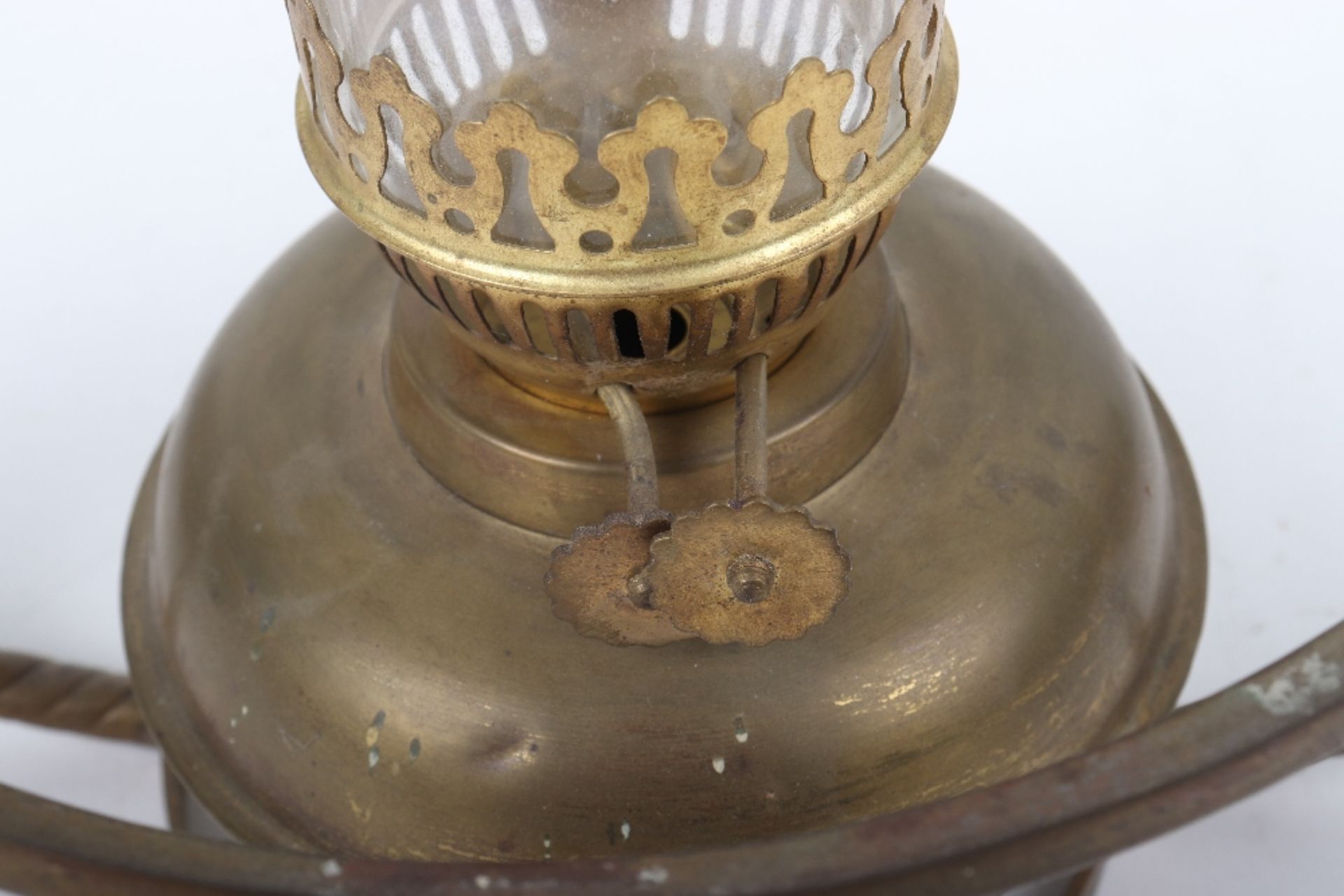 Two oil lamps, one with Campe Veritas badge - Bild 10 aus 11