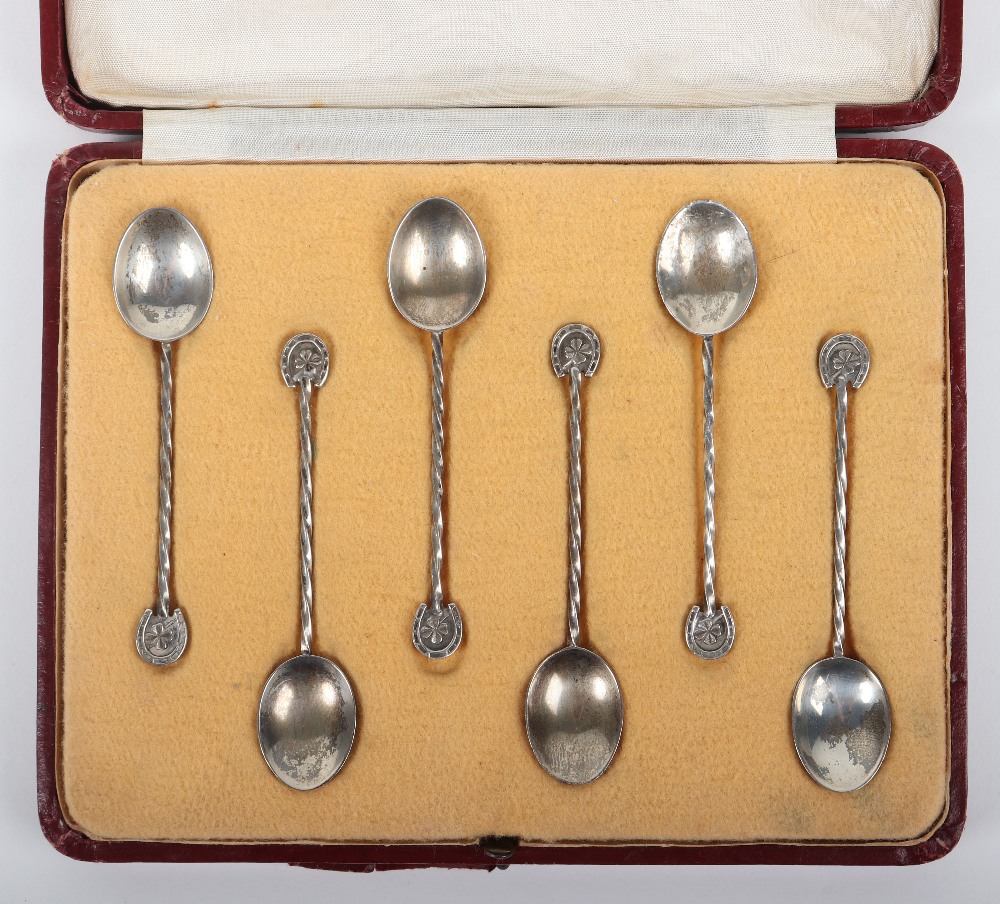 A set of six Argentinian Mappin & Webb silver coffee spoons - Image 2 of 5