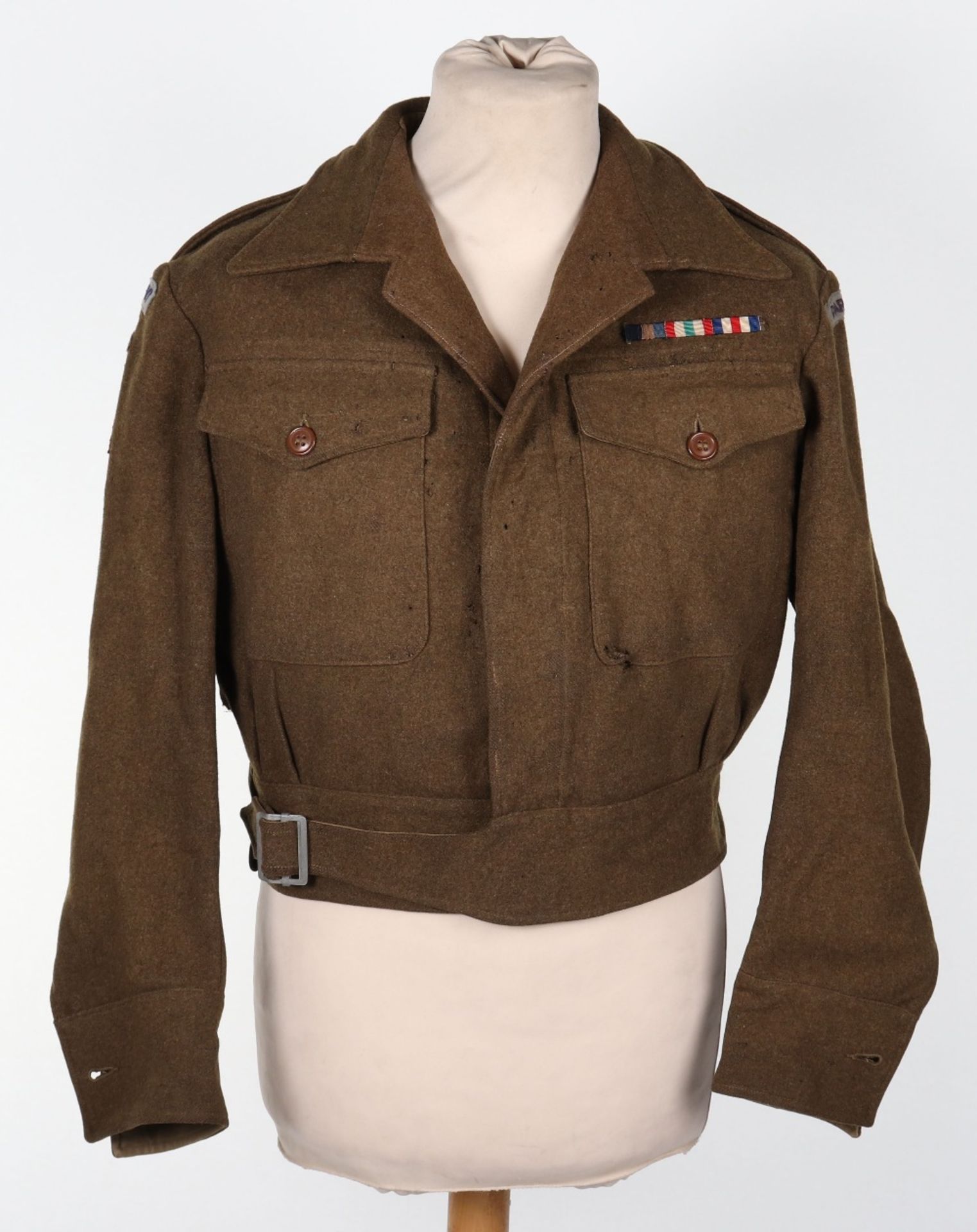 WW2 British Battle Dress Blouse of a Lieutenant in the 6th (Royal Welch) Battalion Parachute Regimen - Bild 10 aus 11