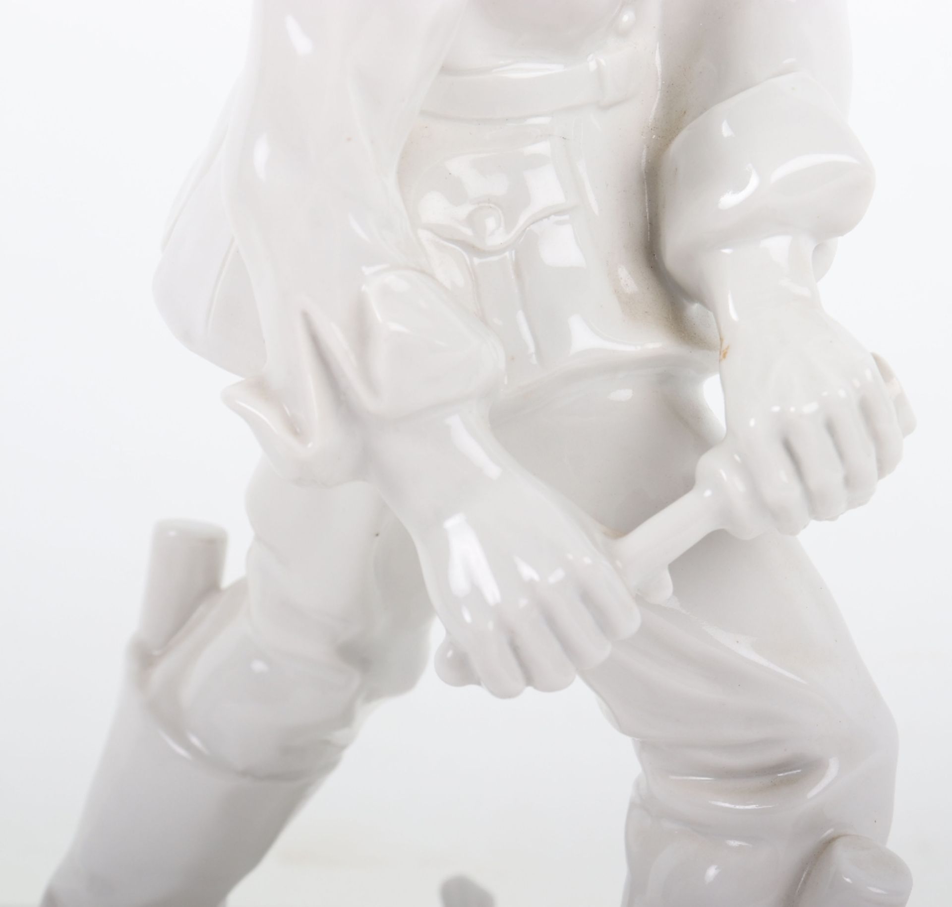WW2 German Porcelain Statue of a Grenade Thrower in Combat by Karl Ens - Bild 4 aus 11