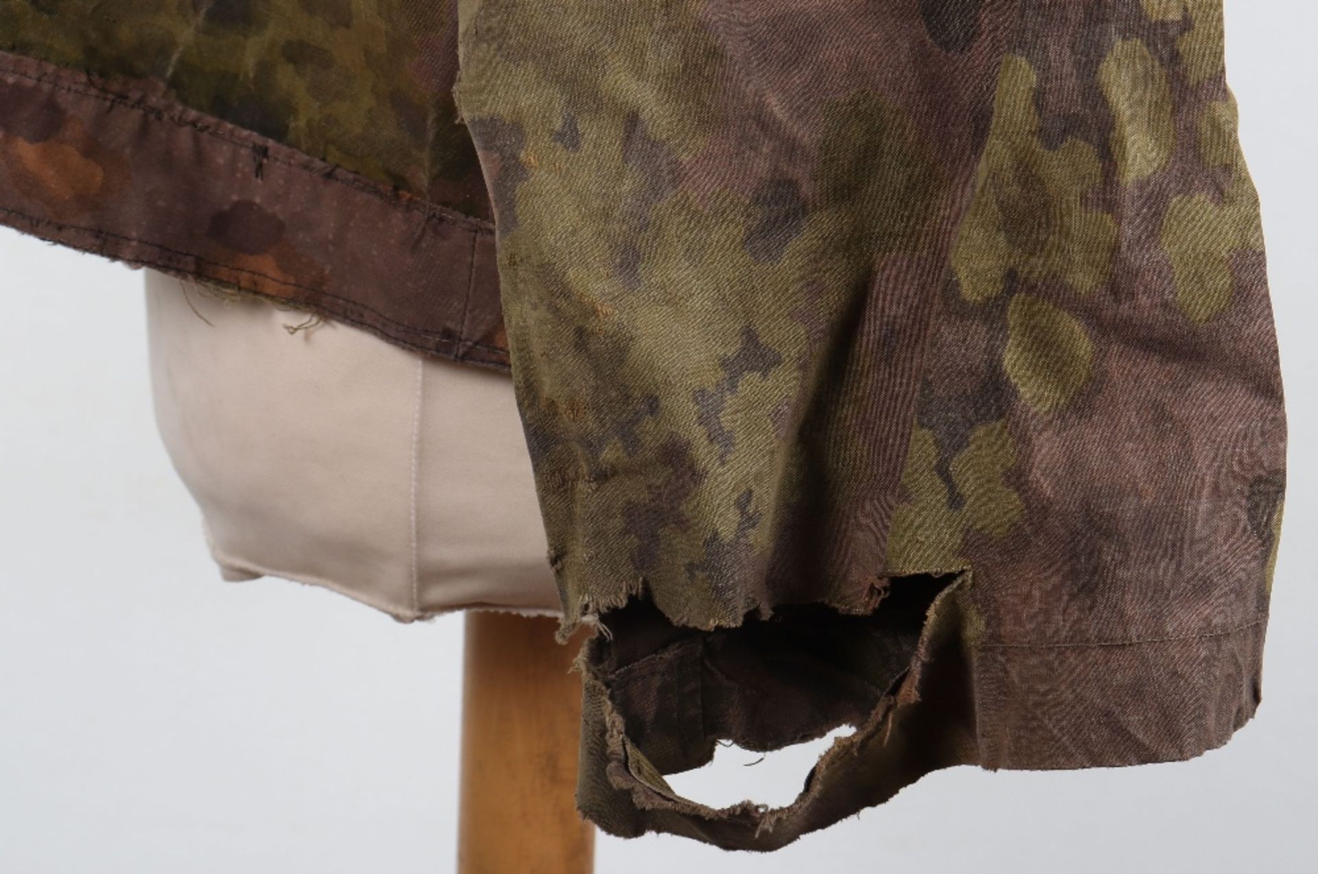 Waffen-SS Reversible Camouflaged Smock - Bild 7 aus 13