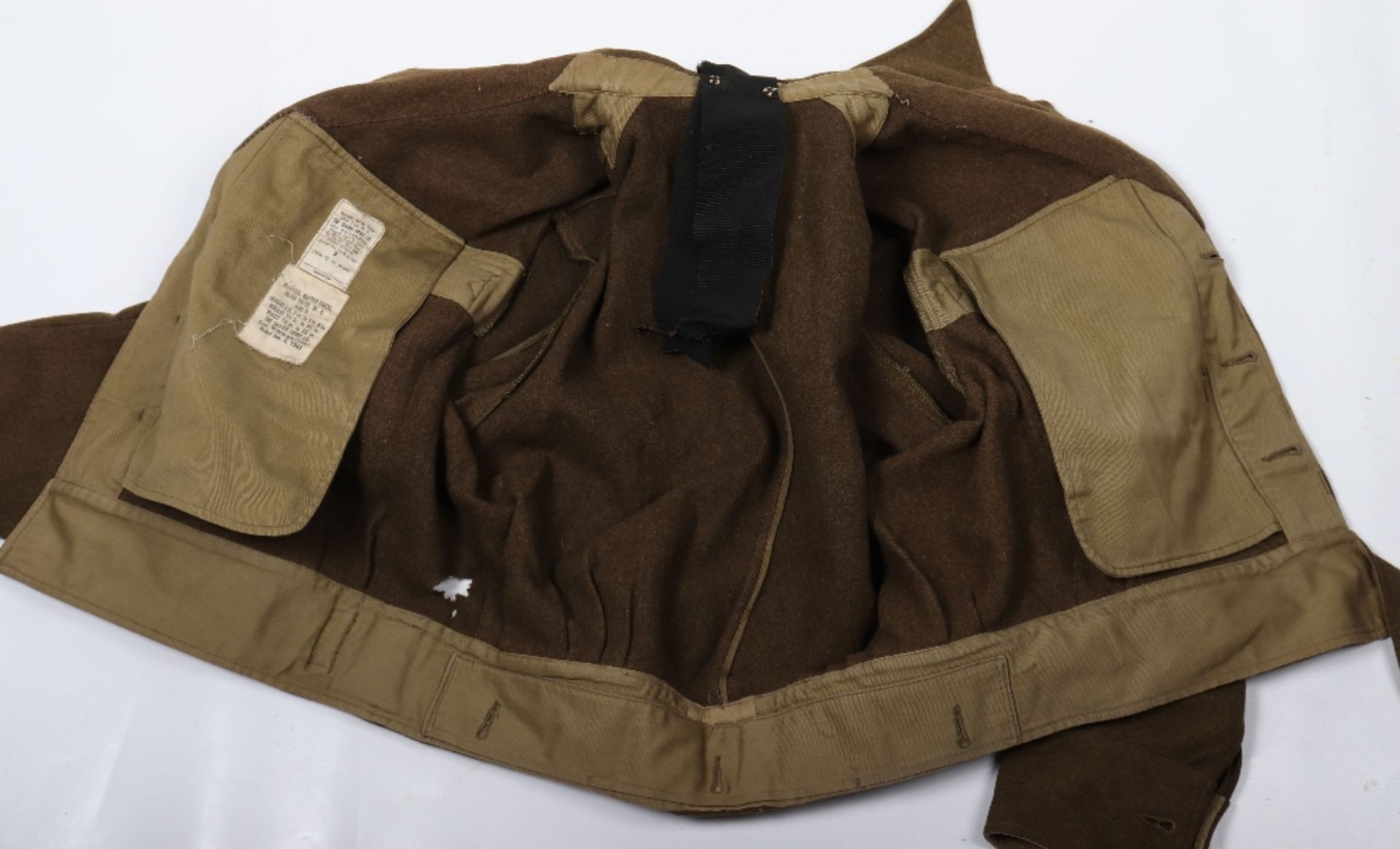 WW2 British Battle Dress Blouse of a Lieutenant in the 6th (Royal Welch) Battalion Parachute Regimen - Bild 8 aus 11