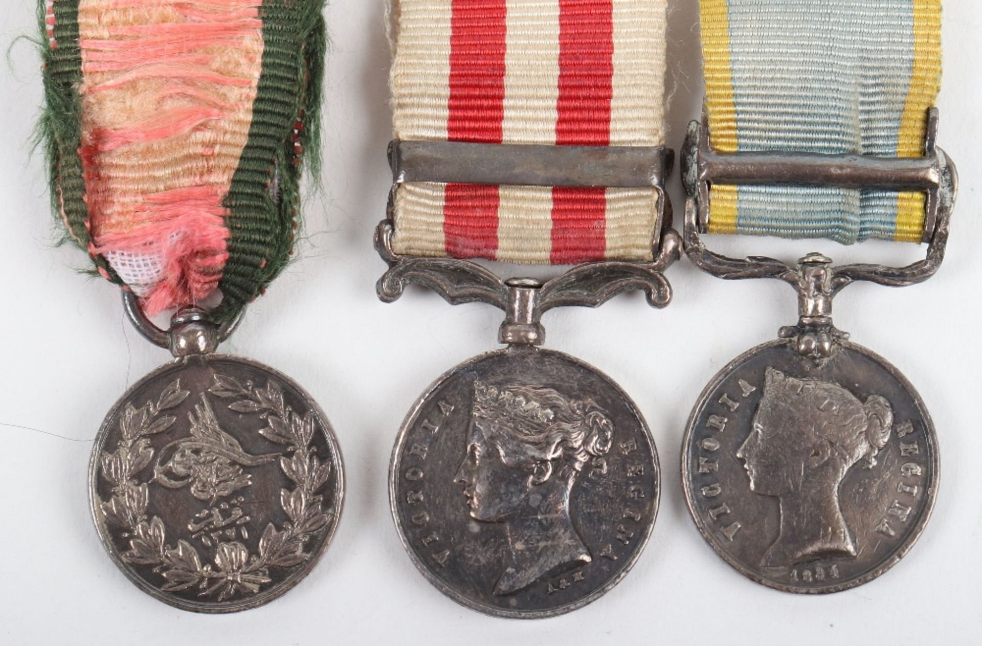 Victorian Crimea and Indian Mutiny Miniature Medal Group of Three - Bild 3 aus 4