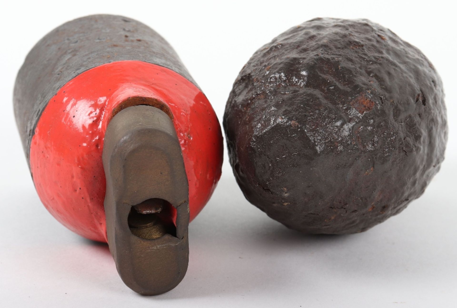 2x Inert WW1 French Grenades - Image 4 of 4