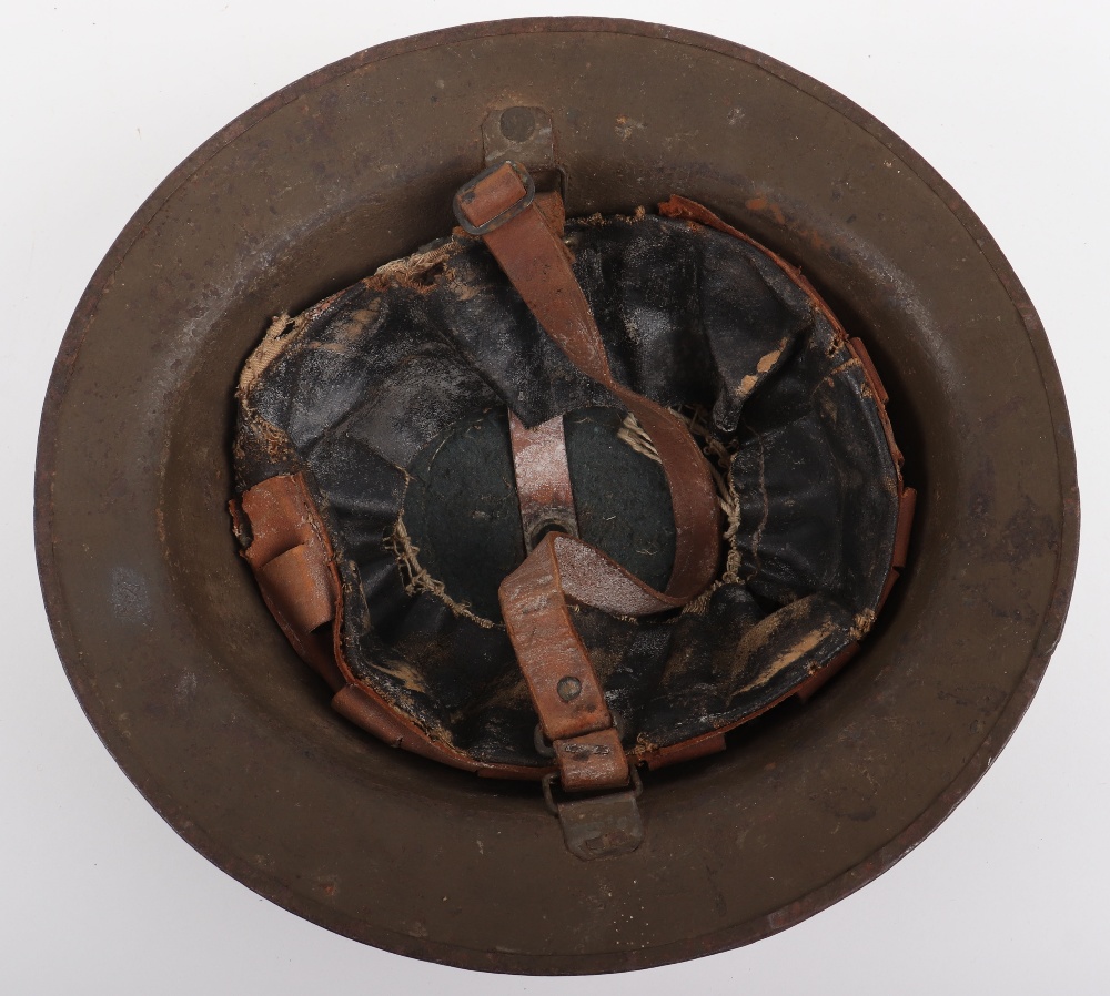 WW1 British Fusilier Marked Steel Combat Helmet - Image 3 of 9