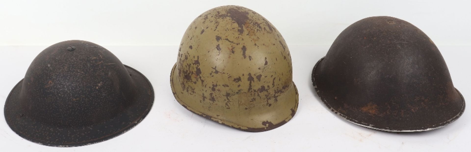 Military Steel Helmets - Bild 3 aus 13