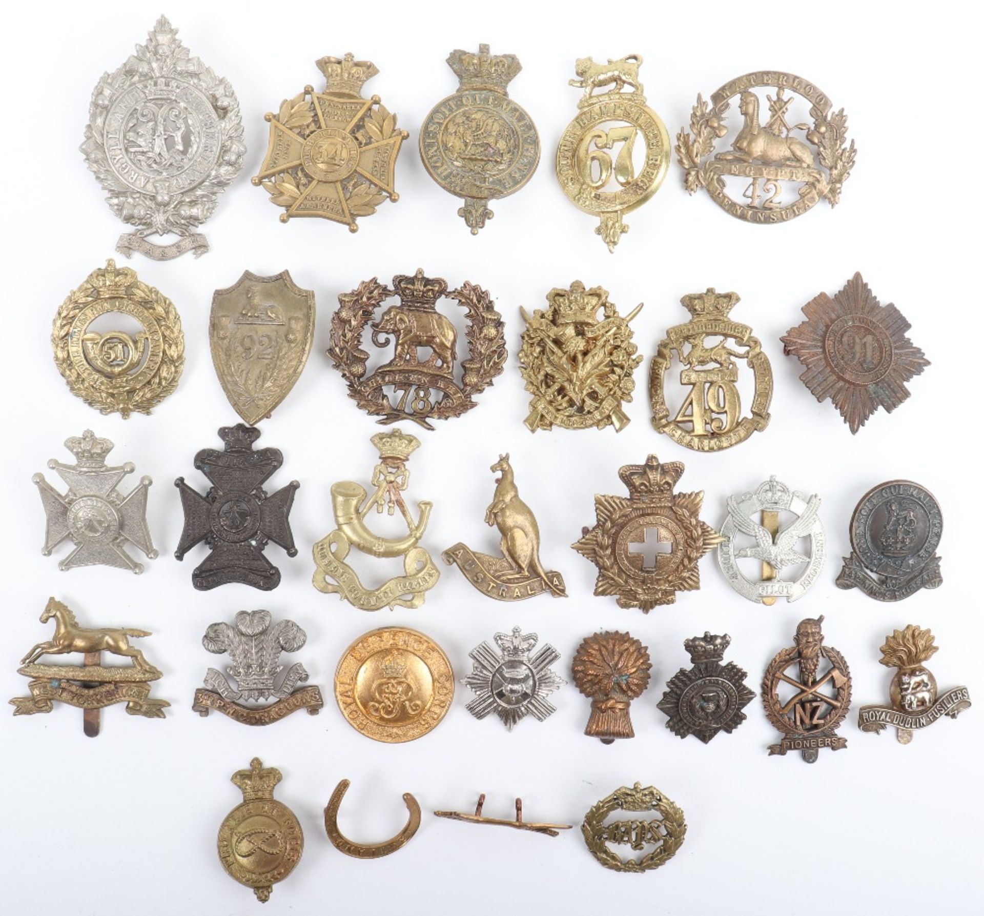 30x British Regimental Badges