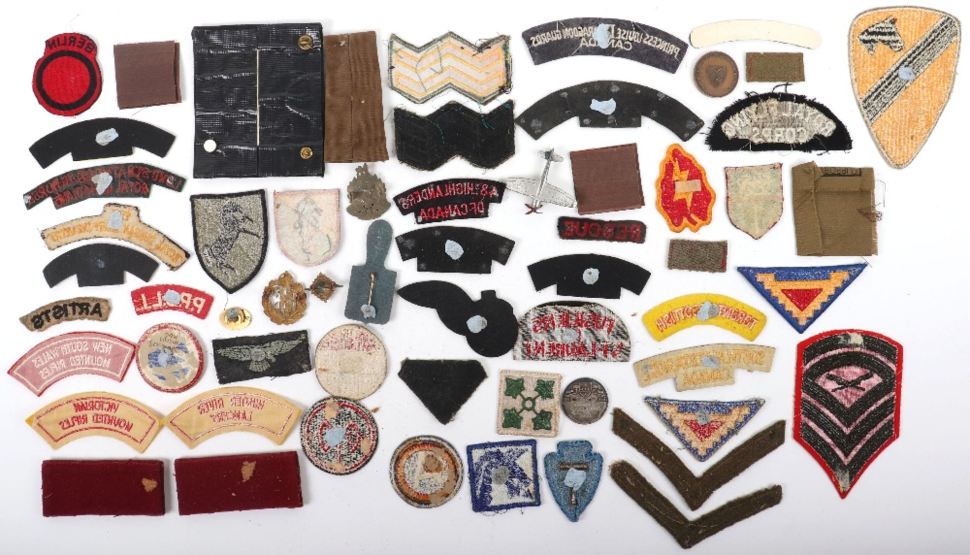 Selection of Military Badges and Insignia - Bild 2 aus 2