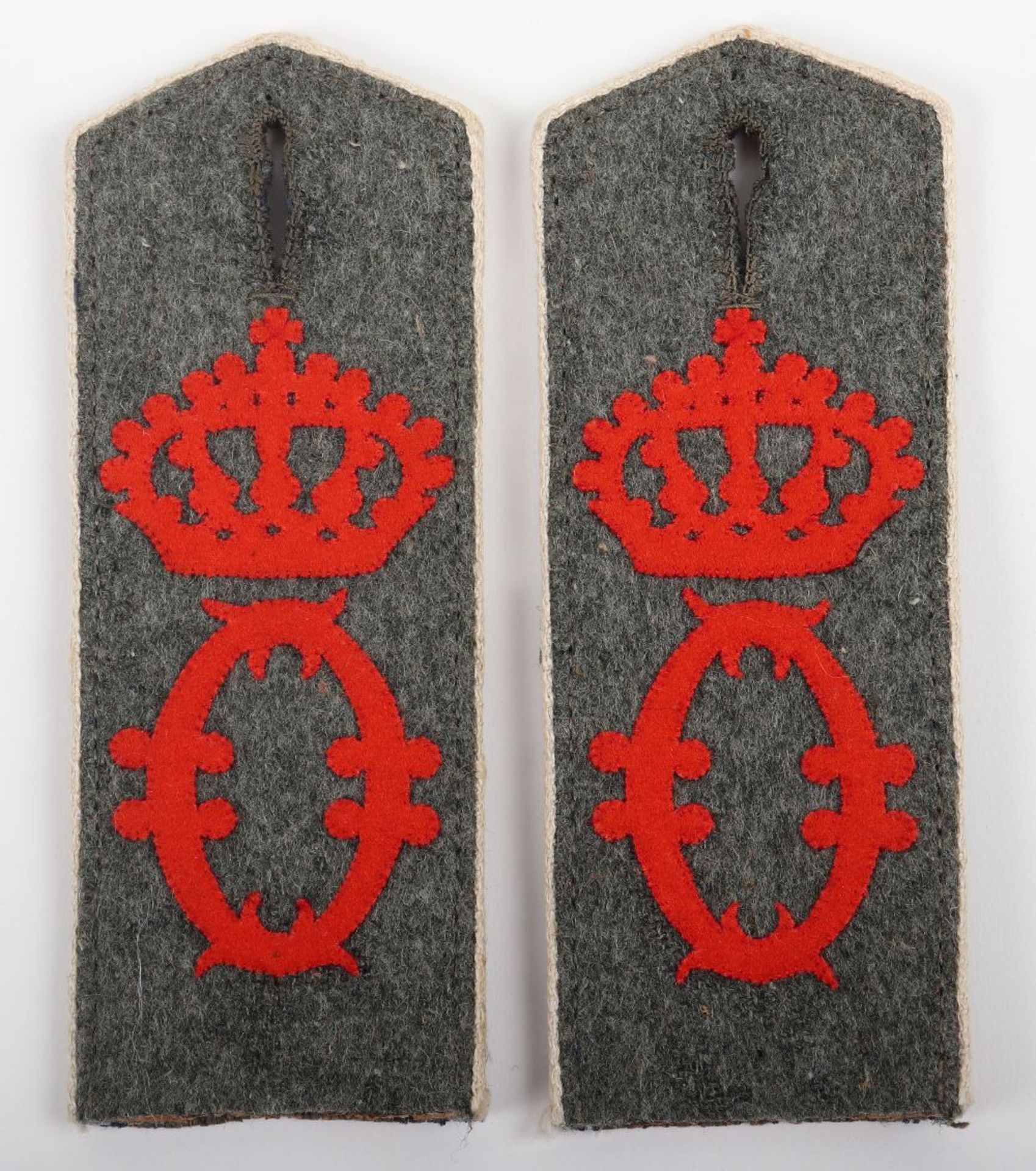 Matched Pair of Imperial German Dragoner-Regiment Konigin Olga (1.Wurttembergisches) Nr 25 M-1908 Sh