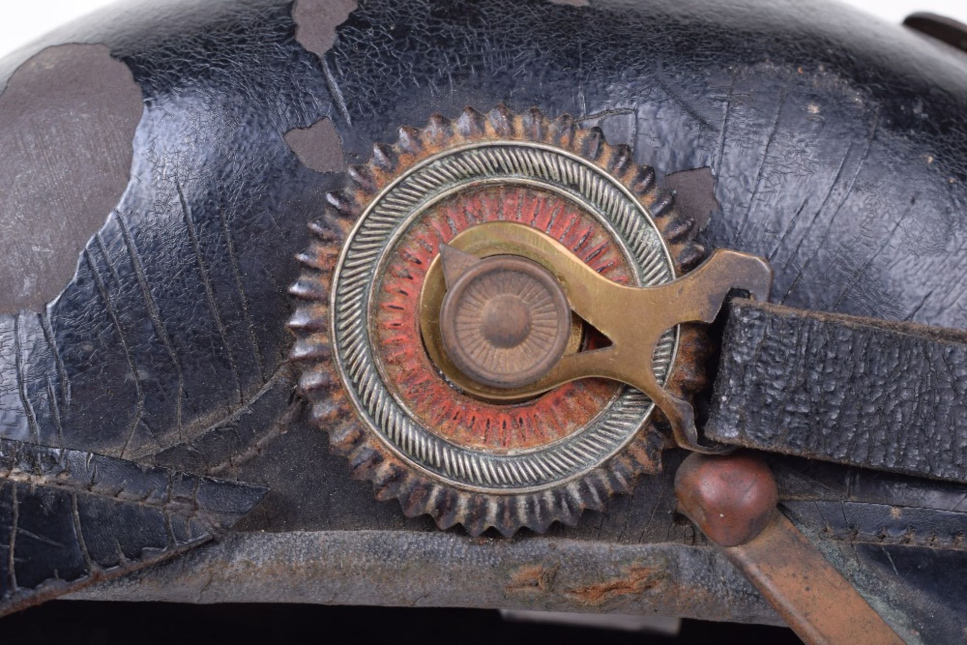 WW1 German Prussian Battlefield Pick-Up Other Ranks / NCO’s Pickelhaube Helmet with Original Numbere - Image 16 of 25