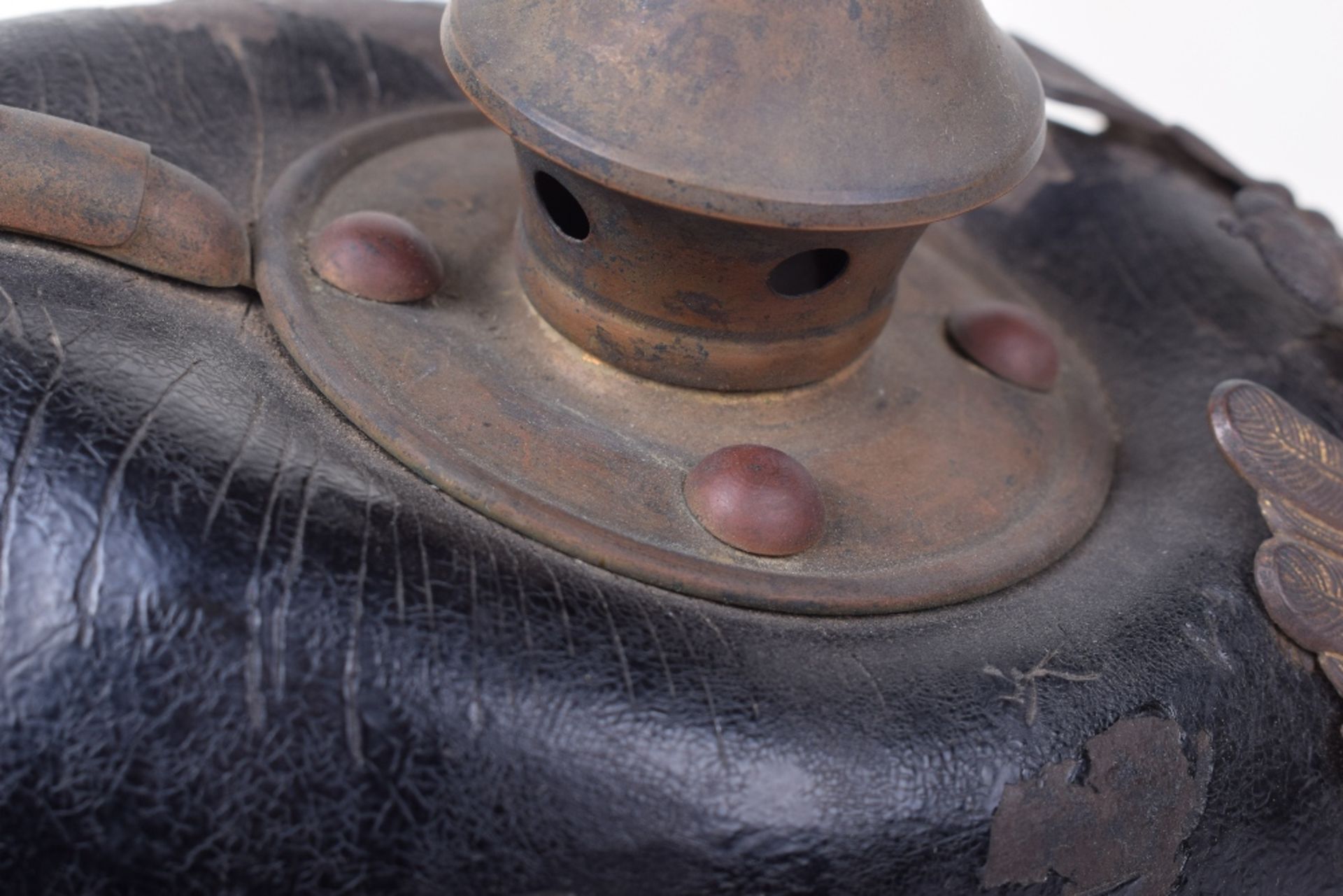 WW1 German Prussian Battlefield Pick-Up Other Ranks / NCO’s Pickelhaube Helmet with Original Numbere - Image 17 of 25