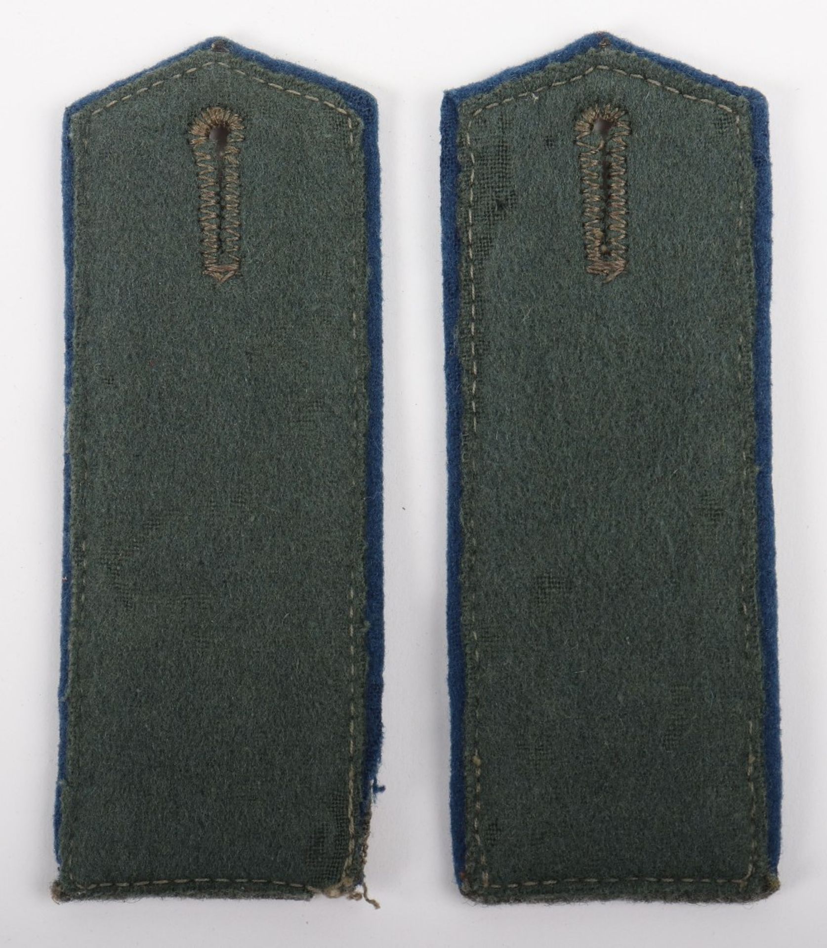 Matched Pair of WW1 German Konigin Augusta Garde Grenadier Regiment Nr 4 M-15 Shoulder Straps - Image 6 of 6