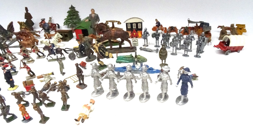 Various Toy Soldiers and other figures - Image 7 of 8