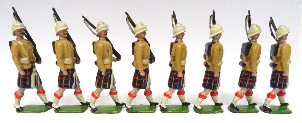 Britains set 114, Cameron Highlanders - Image 2 of 5