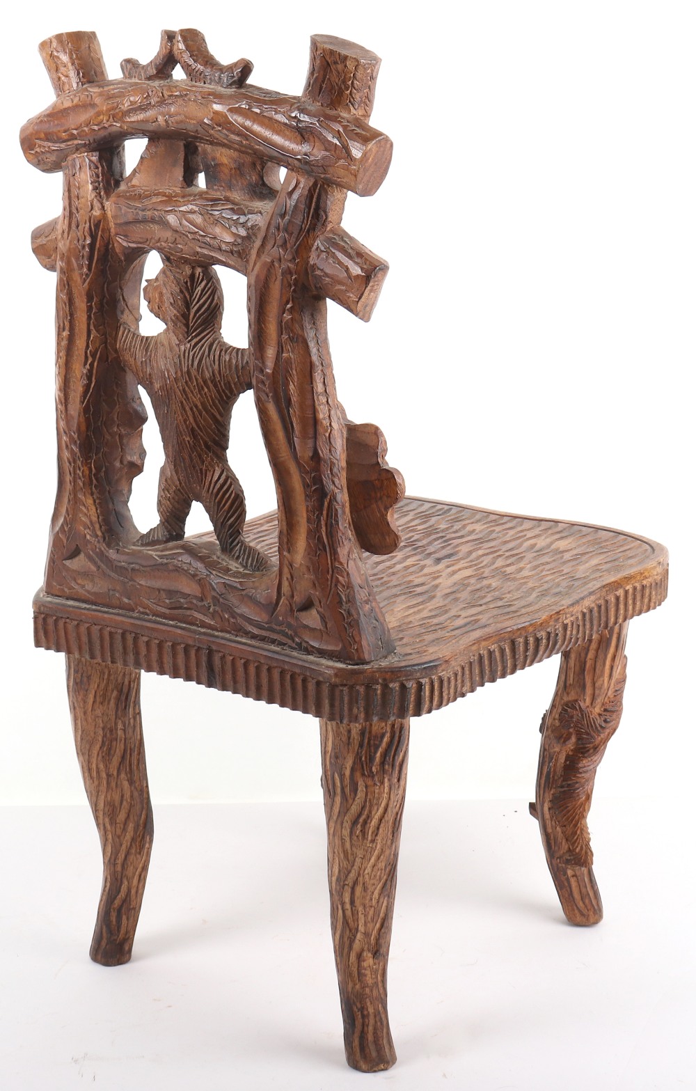 A Black Forest carved child’s chair - Image 8 of 11