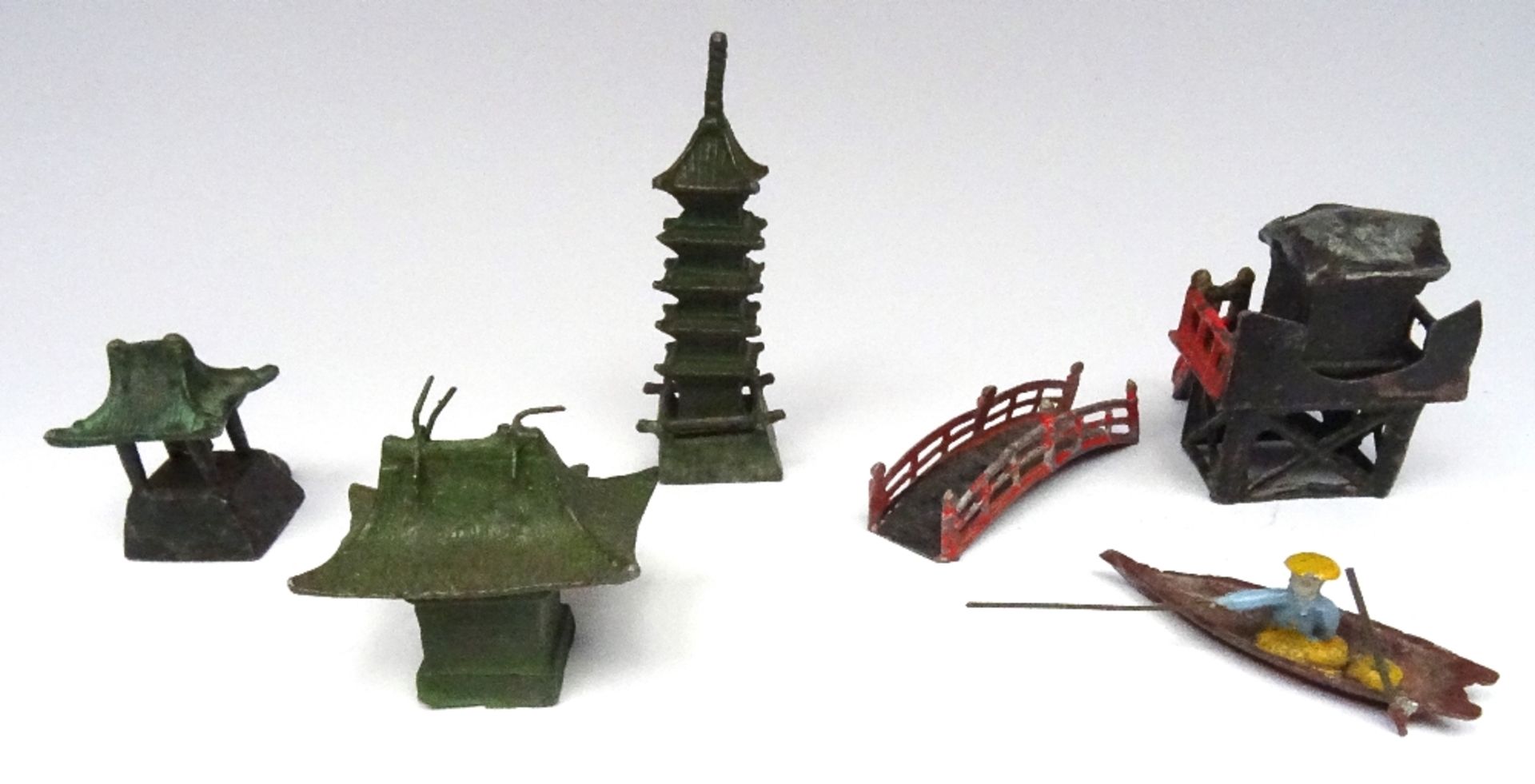 Possibly German miniature Japanese Buildings - Image 3 of 3