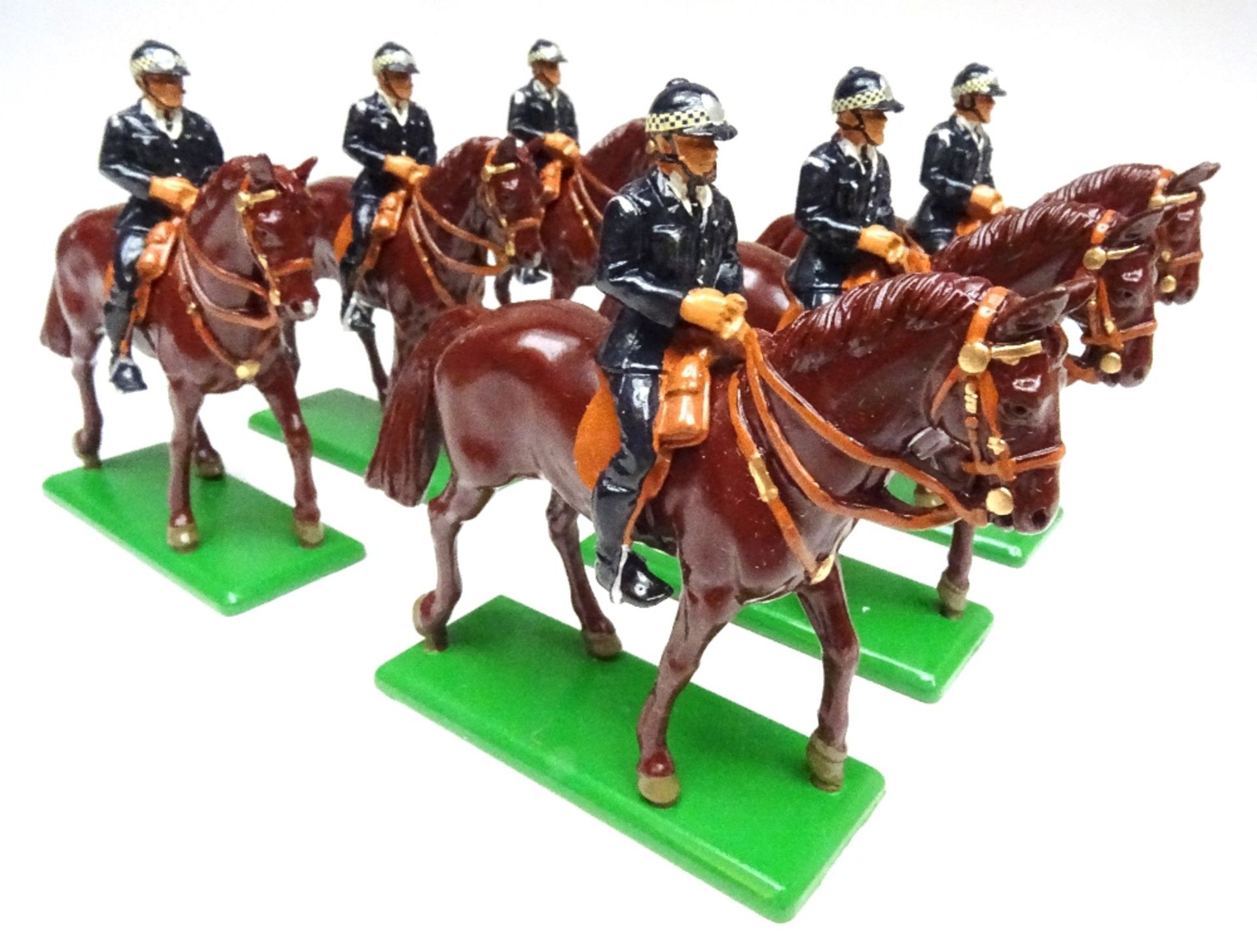 Britains Metal Models 8019 Mounted Policemen - Image 2 of 4