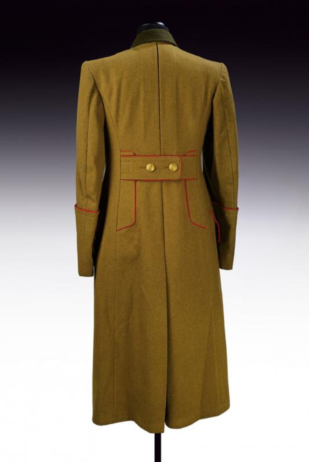 A general's overcoat - Image 3 of 9