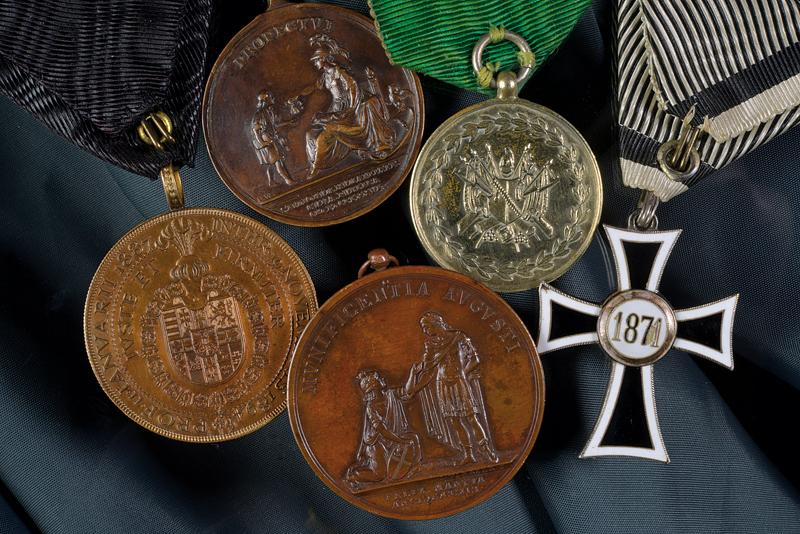 A lot of five medals - Image 2 of 2