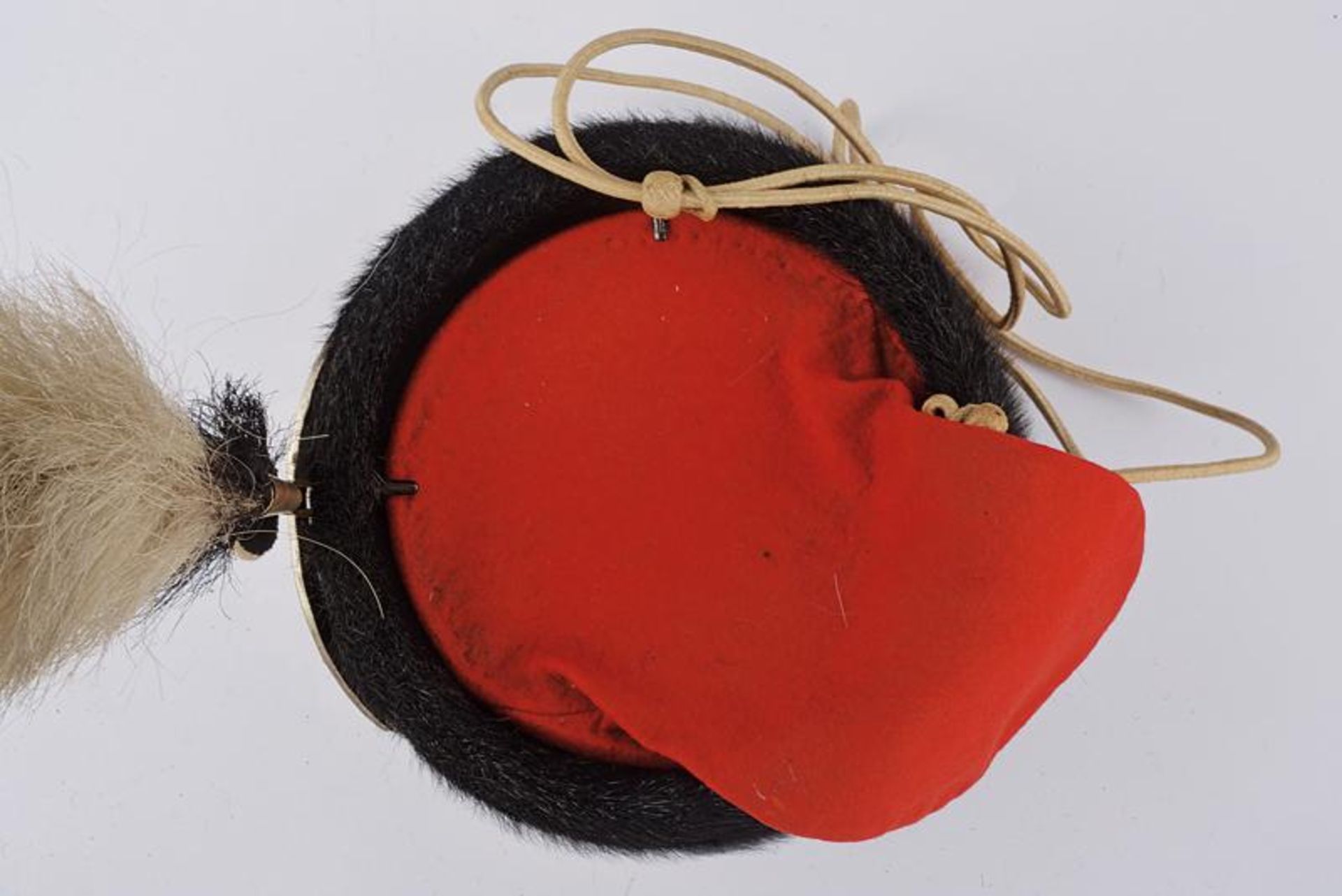 A trooper's fur hat of the Leib-Husaren Rgt. 1 - Image 8 of 9