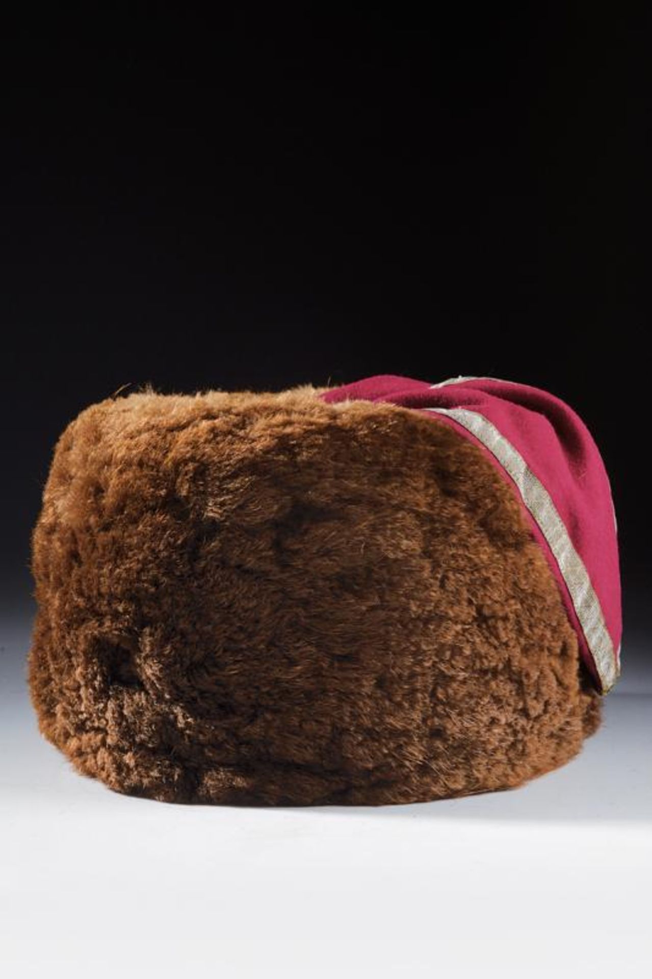 A Grodno Hussar officer's bearskin - Bild 3 aus 7