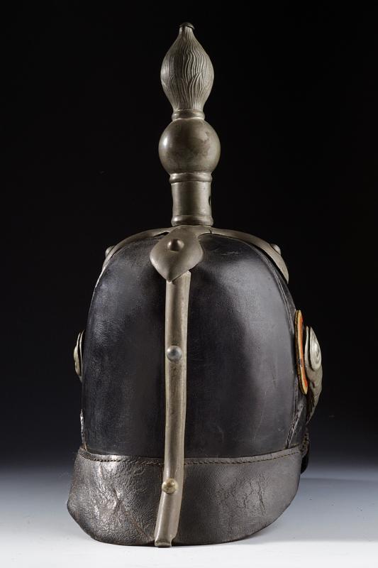 A very scarce 1844 model helmet of the 10th Jaeger Regiment - Image 4 of 8