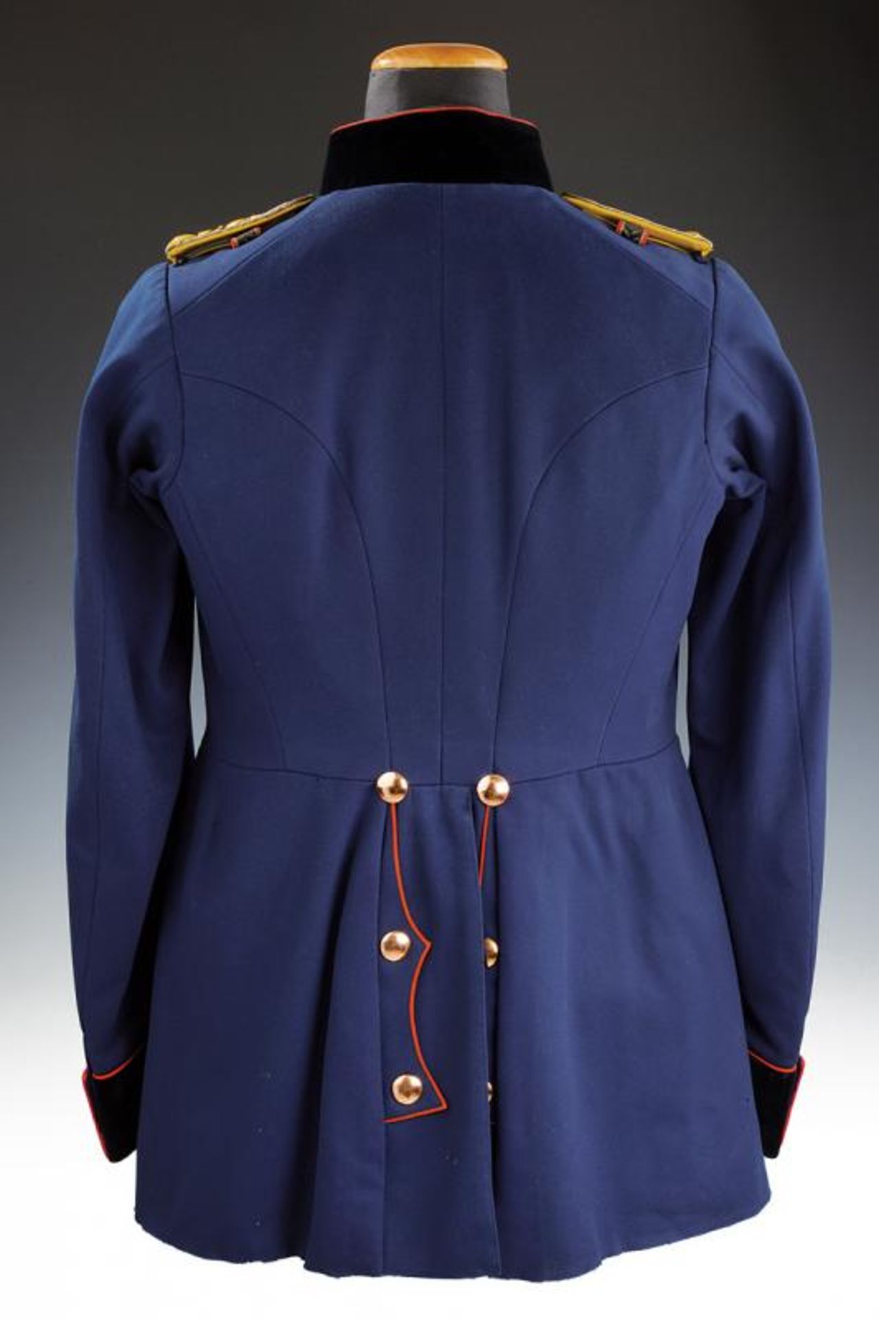 An officer's uniform of the Feldartiellerie-Regiment Nr. 5 - Bild 4 aus 6