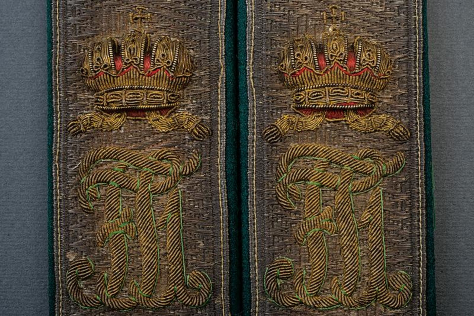 A pair of officer's shoulder boards 'Tyrol Kaiserjager' - Image 2 of 3