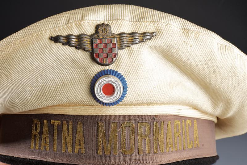 A navy trooper's cap 'RATNA MURNARICA' - Image 2 of 4