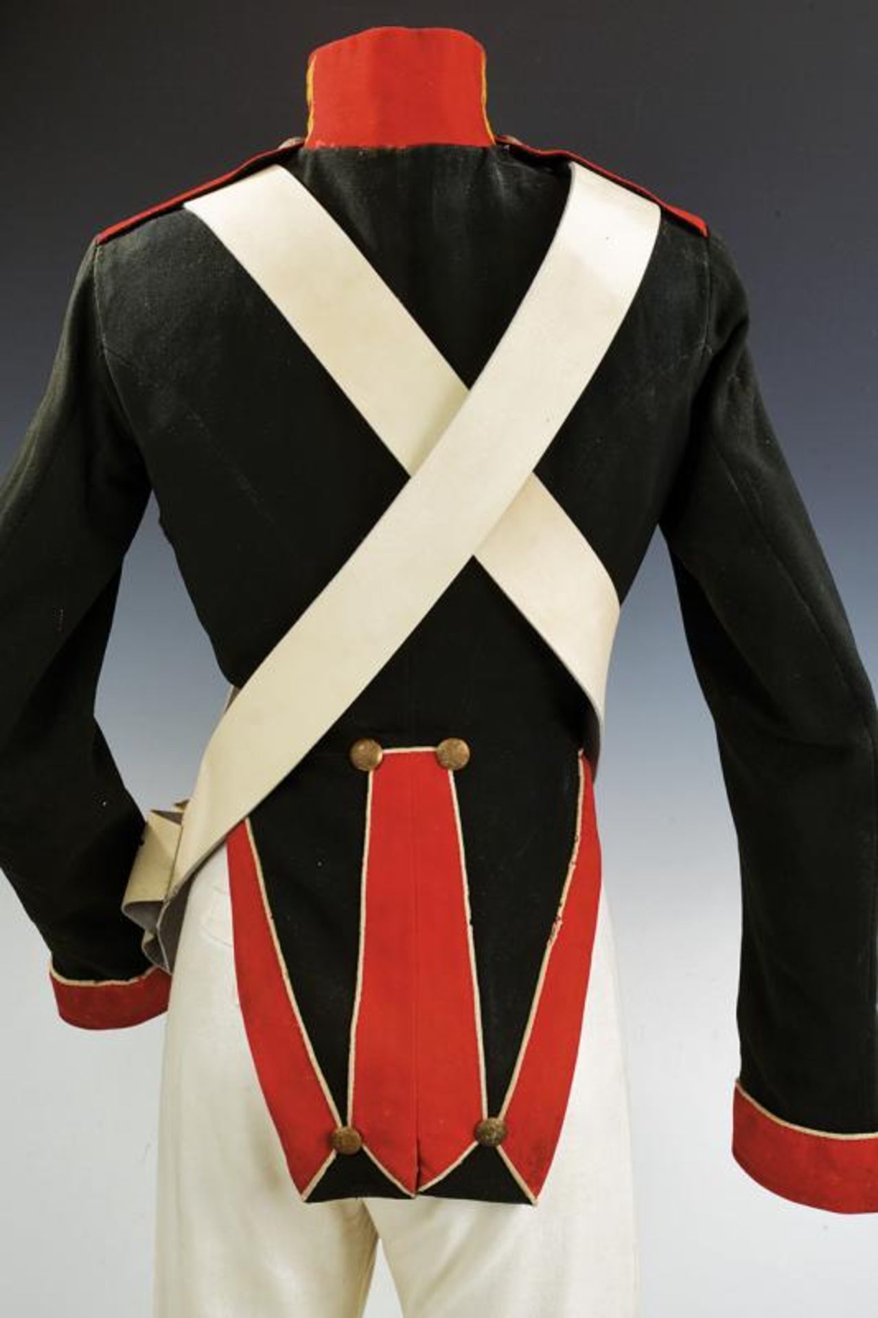 A trooper's uniform of the Preobrazhensky Guard Regiment - Bild 6 aus 11