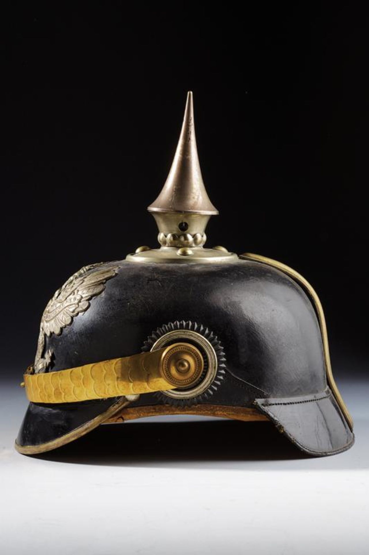 A pioneer officer's helmet - Bild 2 aus 8