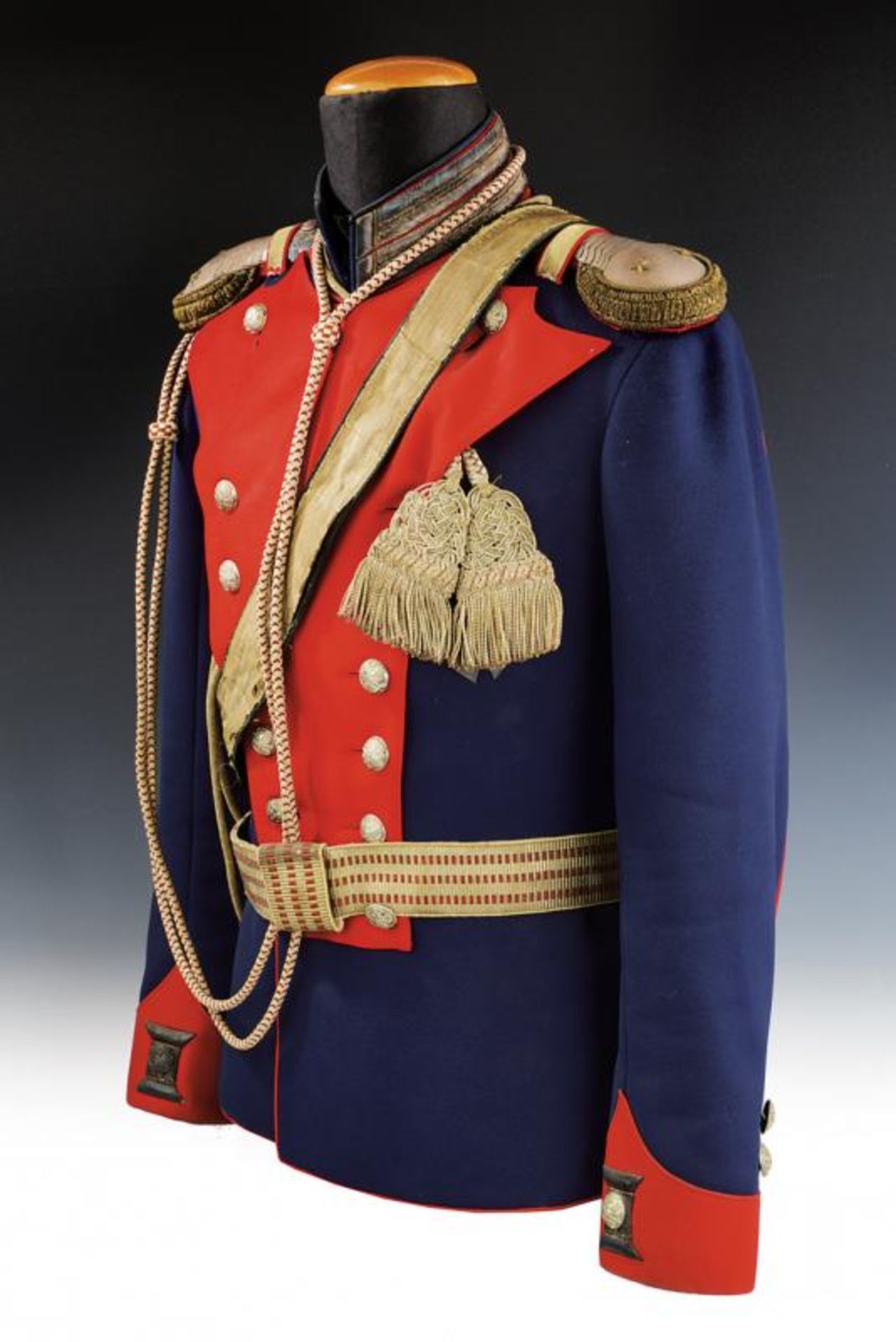 A very scarce uniform of the Leib Guard Dragoon Regiment - Image 3 of 6