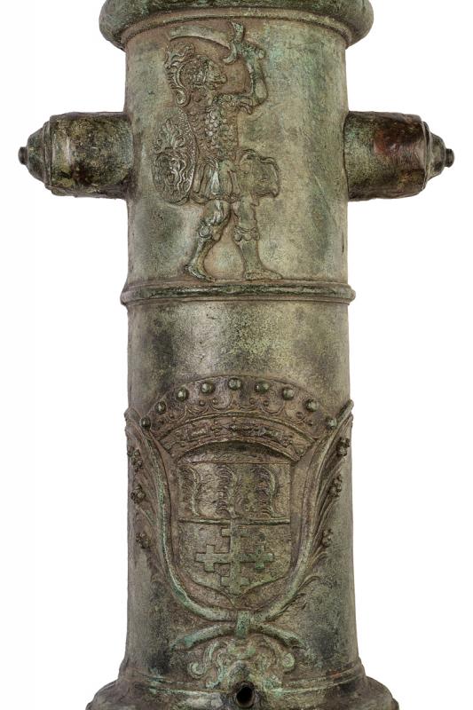 A very scarce pair of bronze cannons dated and with a coat of arms at the breach - Image 3 of 8