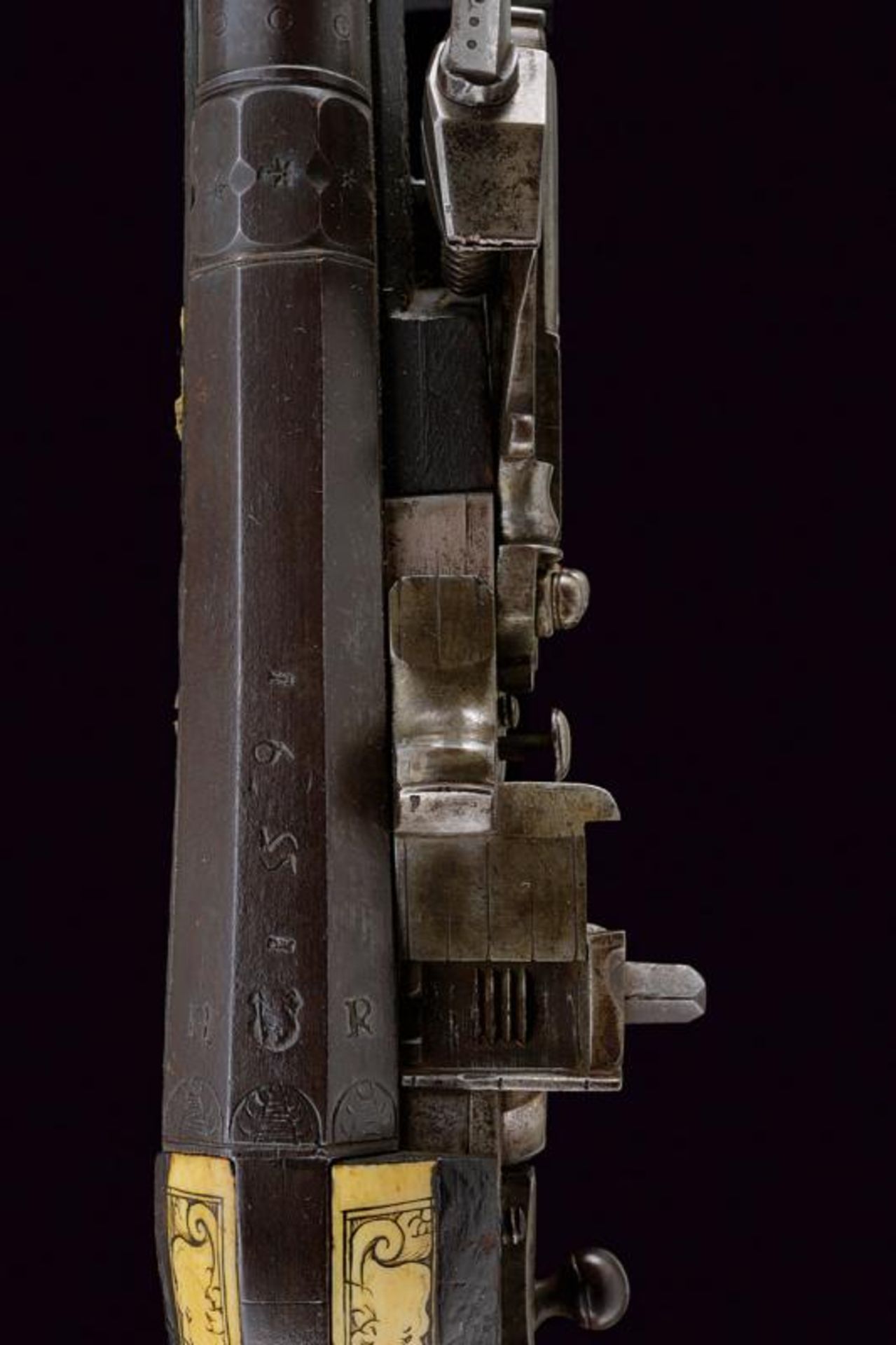 A rare and fine puffer (wheel-lock) pistol - Bild 2 aus 10