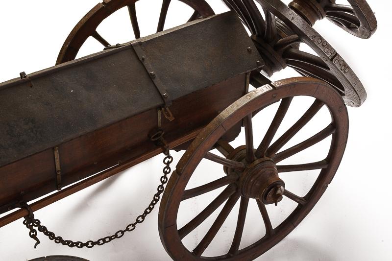 A marvelous model cannon on the Gribeauval system complete with its ammunition wagon and accessories - Image 9 of 9