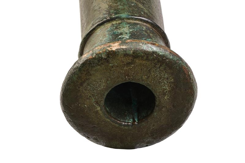 A very scarce pair of bronze cannons dated and with a coat of arms at the breach - Image 8 of 8