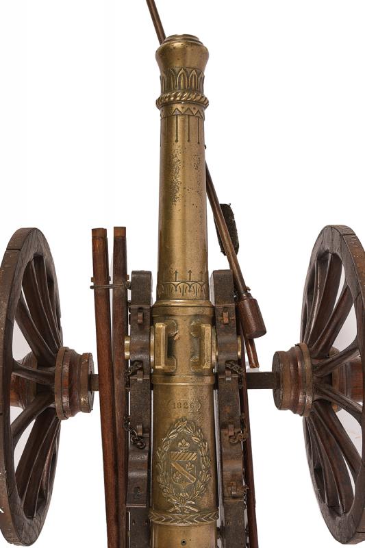 A marvelous model cannon on the Gribeauval system complete with its ammunition wagon and accessories - Image 5 of 9
